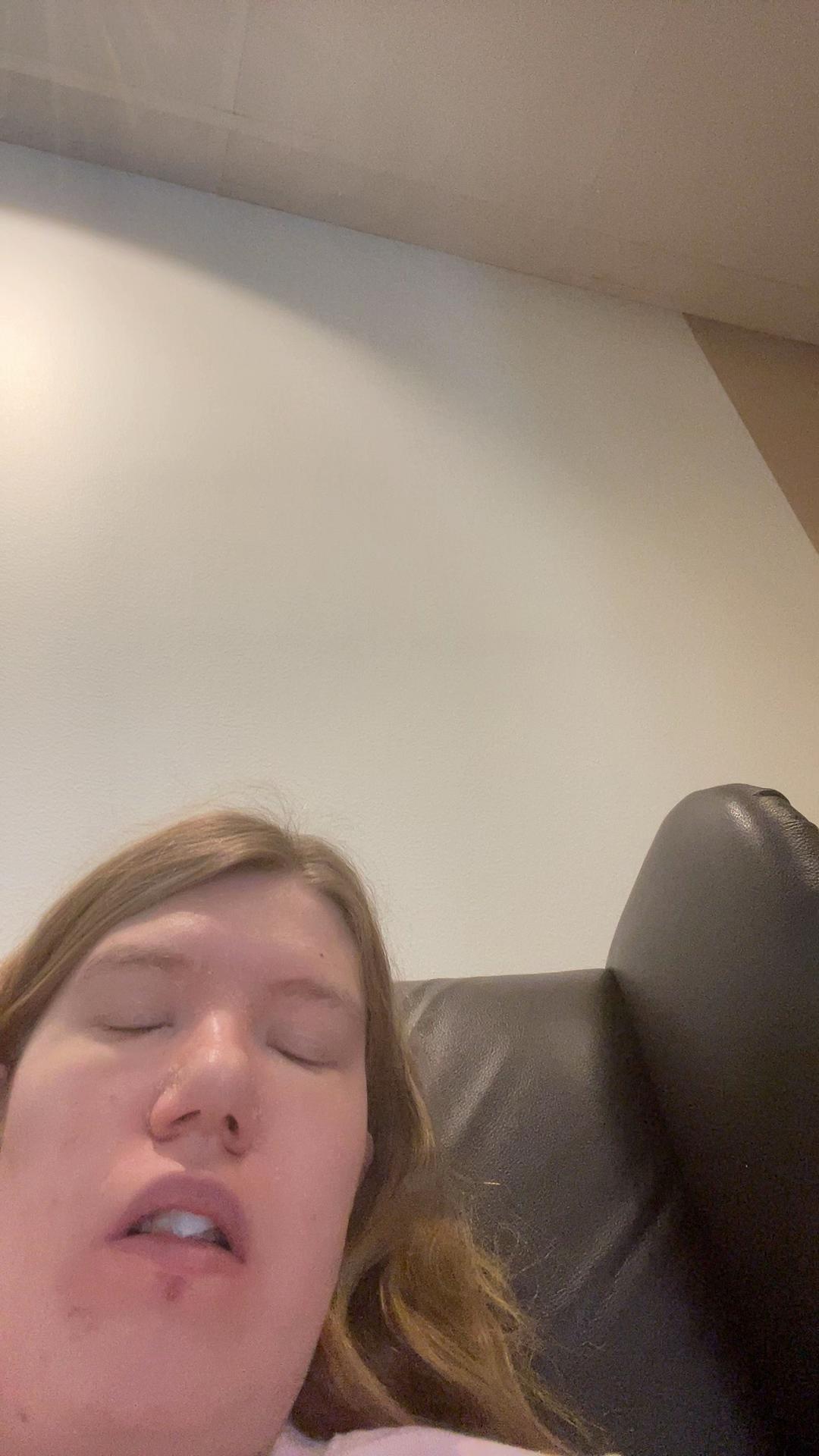 @emelieb1230