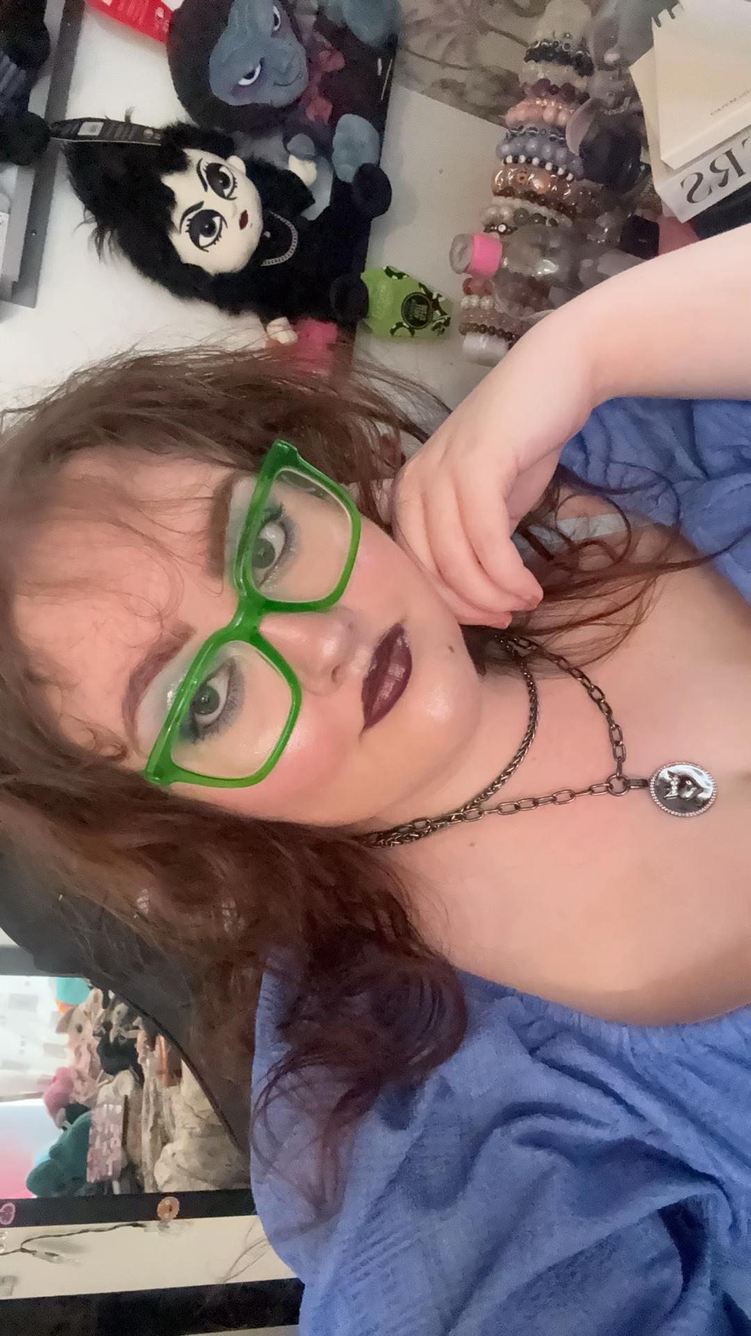 @deadlyfangx
