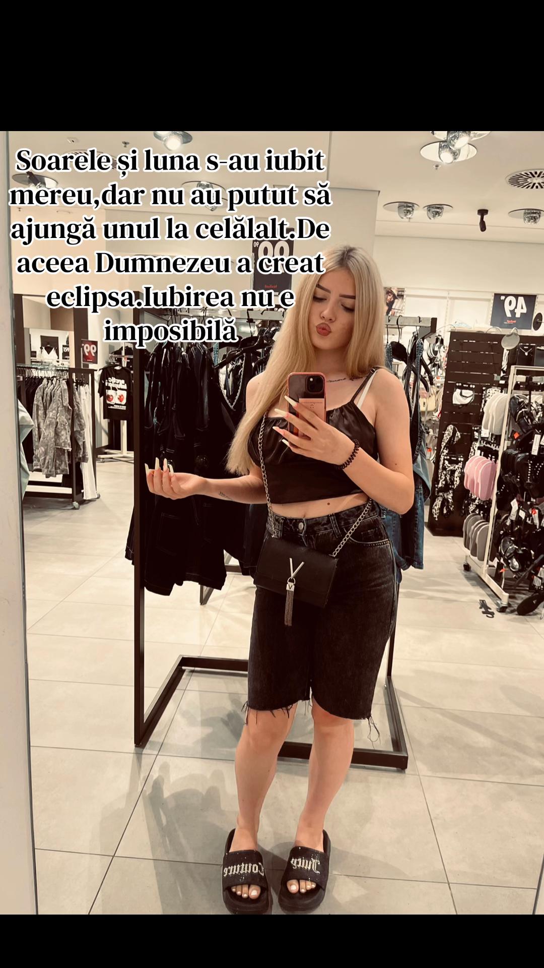@2al3xia