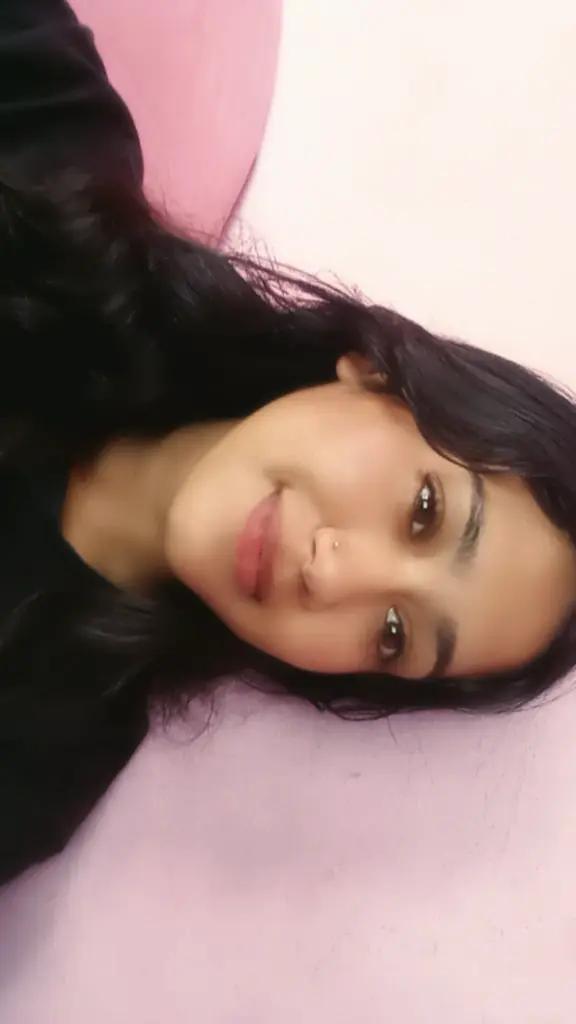 @KARISHMA🤍