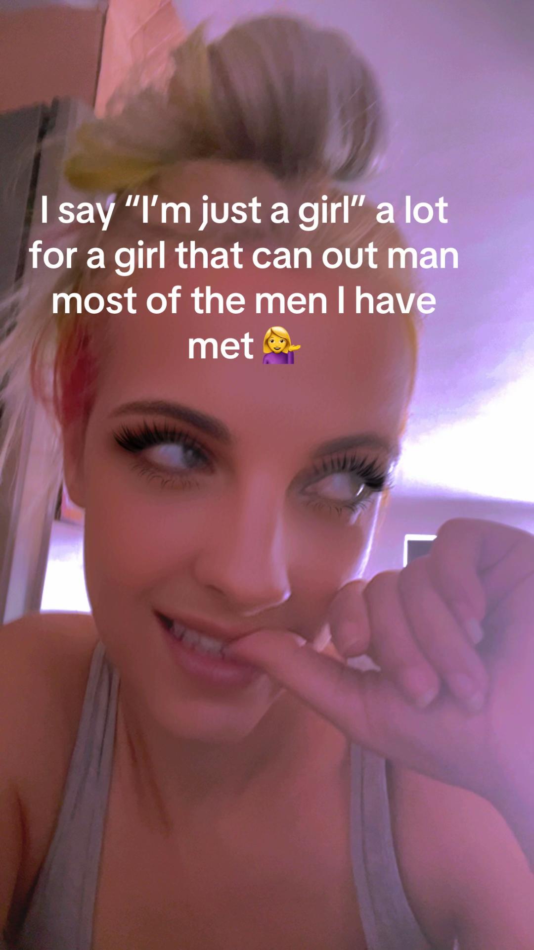 @miss_mercedesbenz