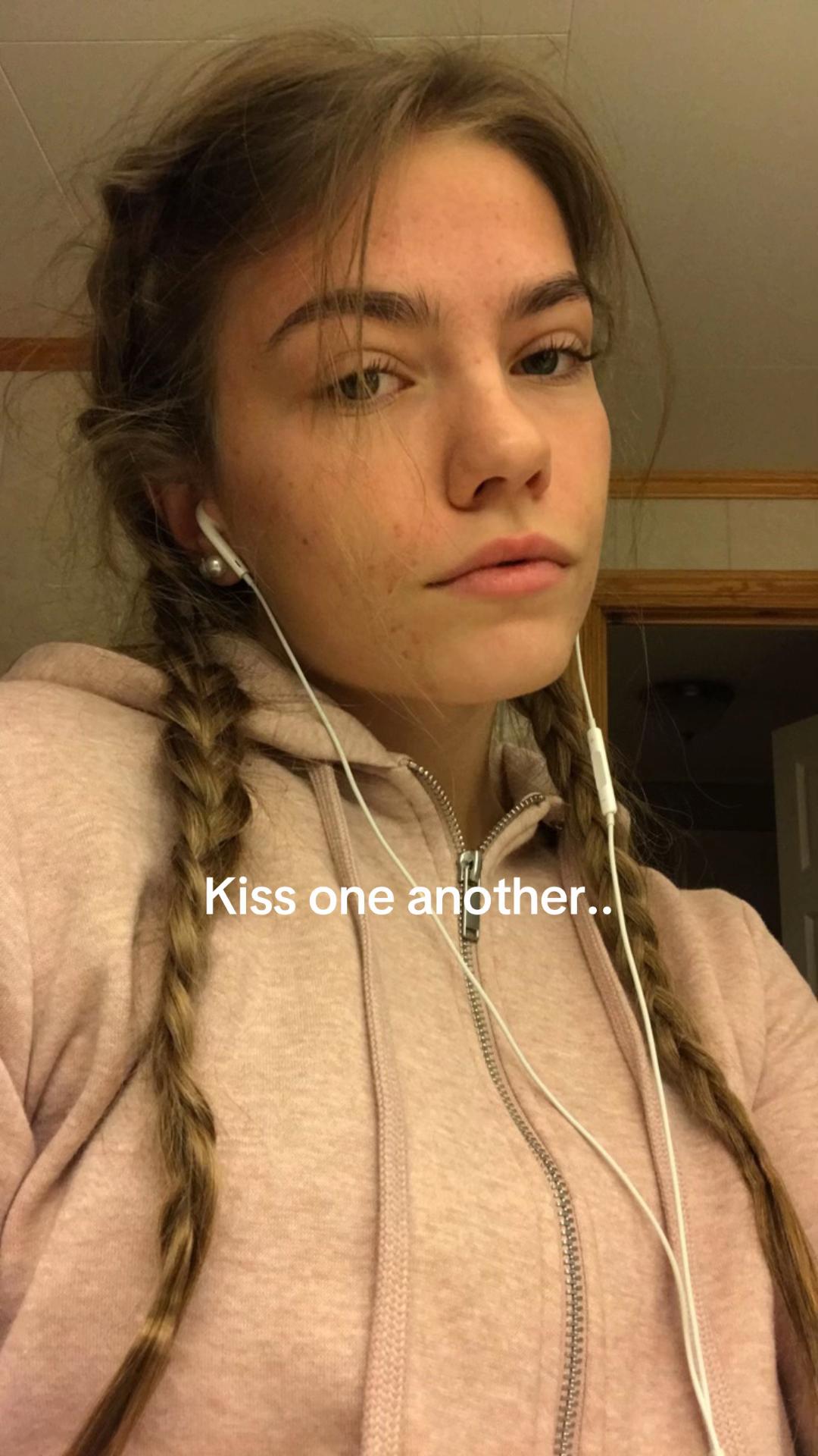 @𝓜𝓪𝓵𝓲𝓷