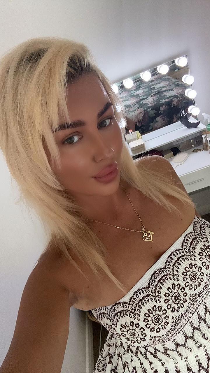 @Clarisa