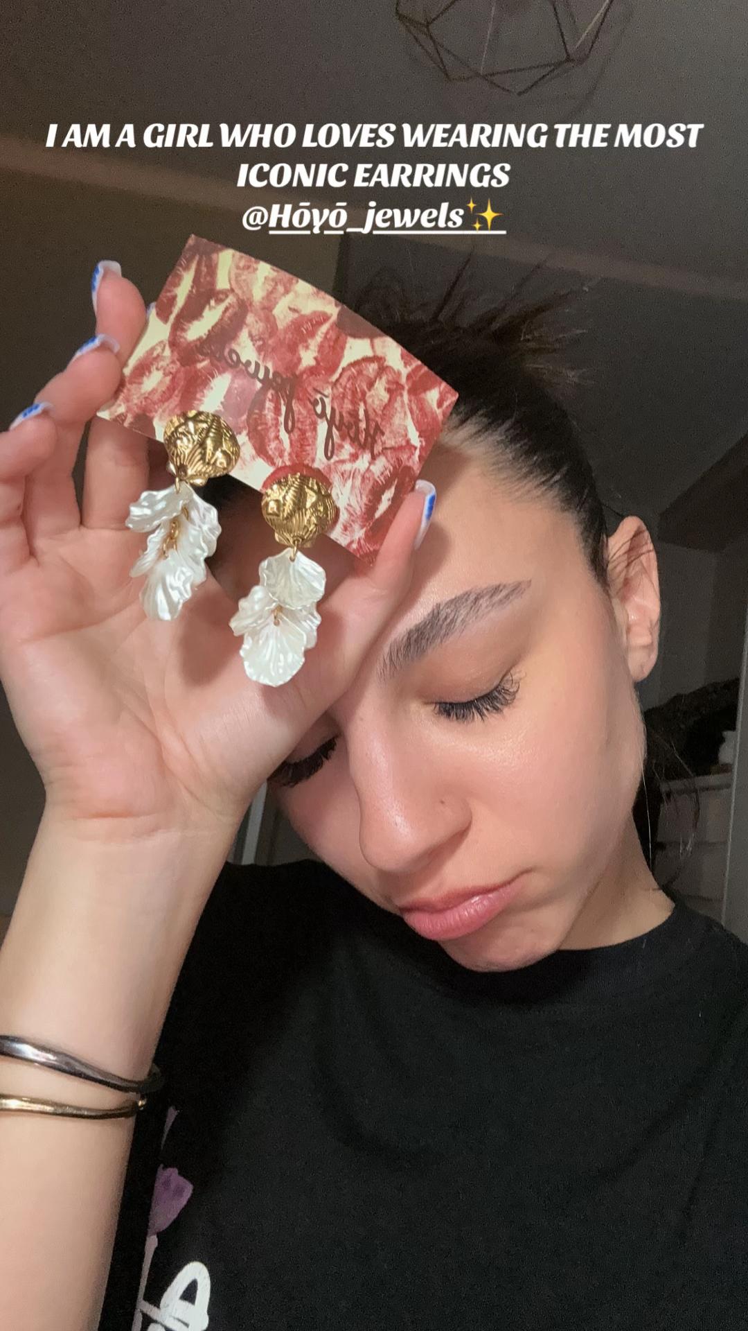 @KonKon