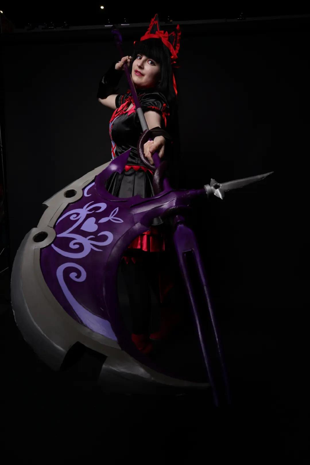 @LiLithGothic_Cosplay