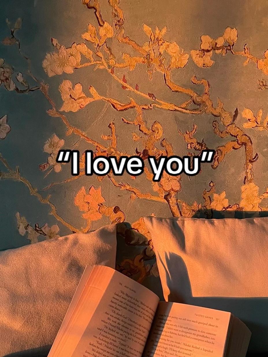 @Kassandra Kulsbjerg | Author