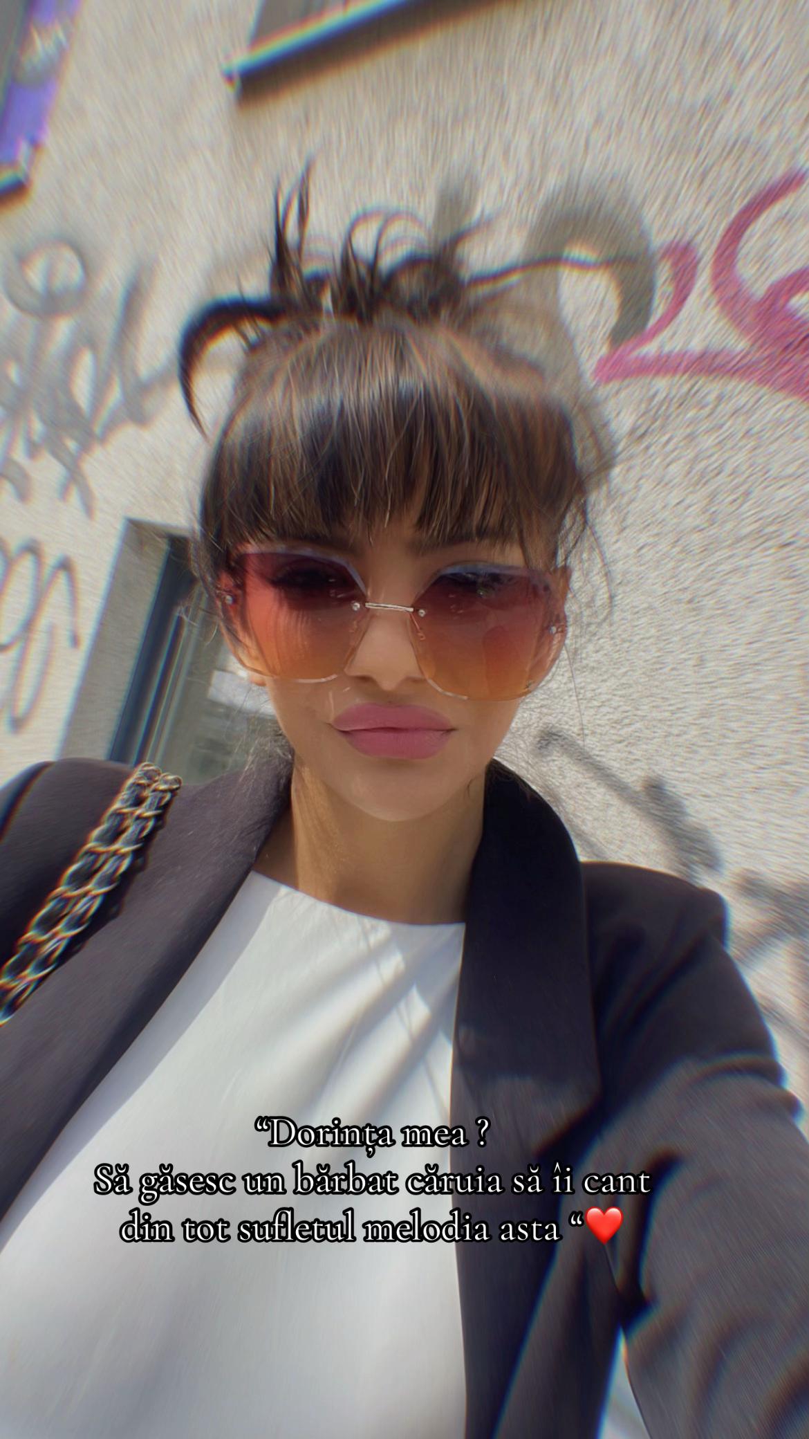 @Elenuș🧸