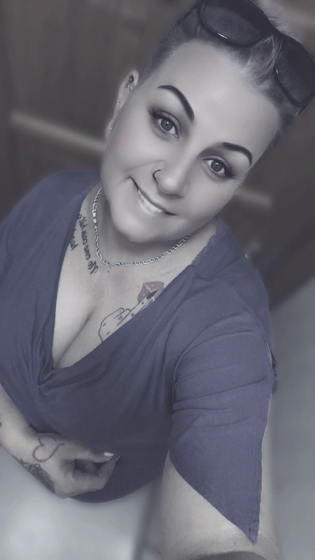 @Szab&oacute; Zsuzsa835