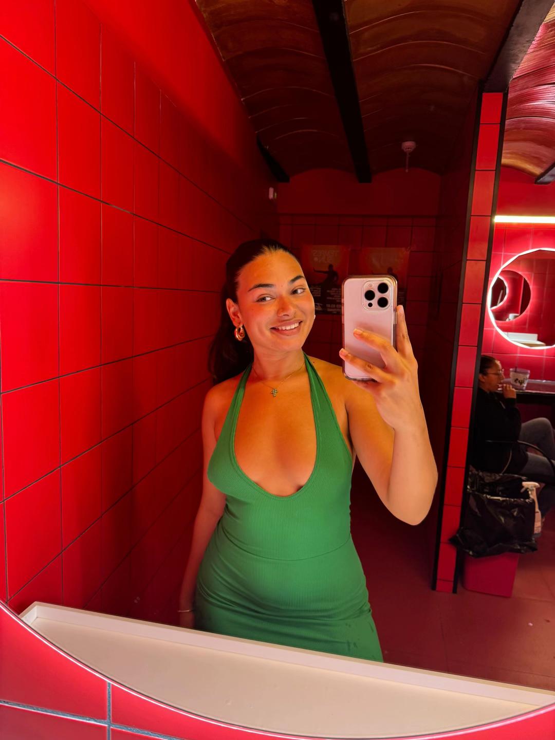 @vikidossantosdj