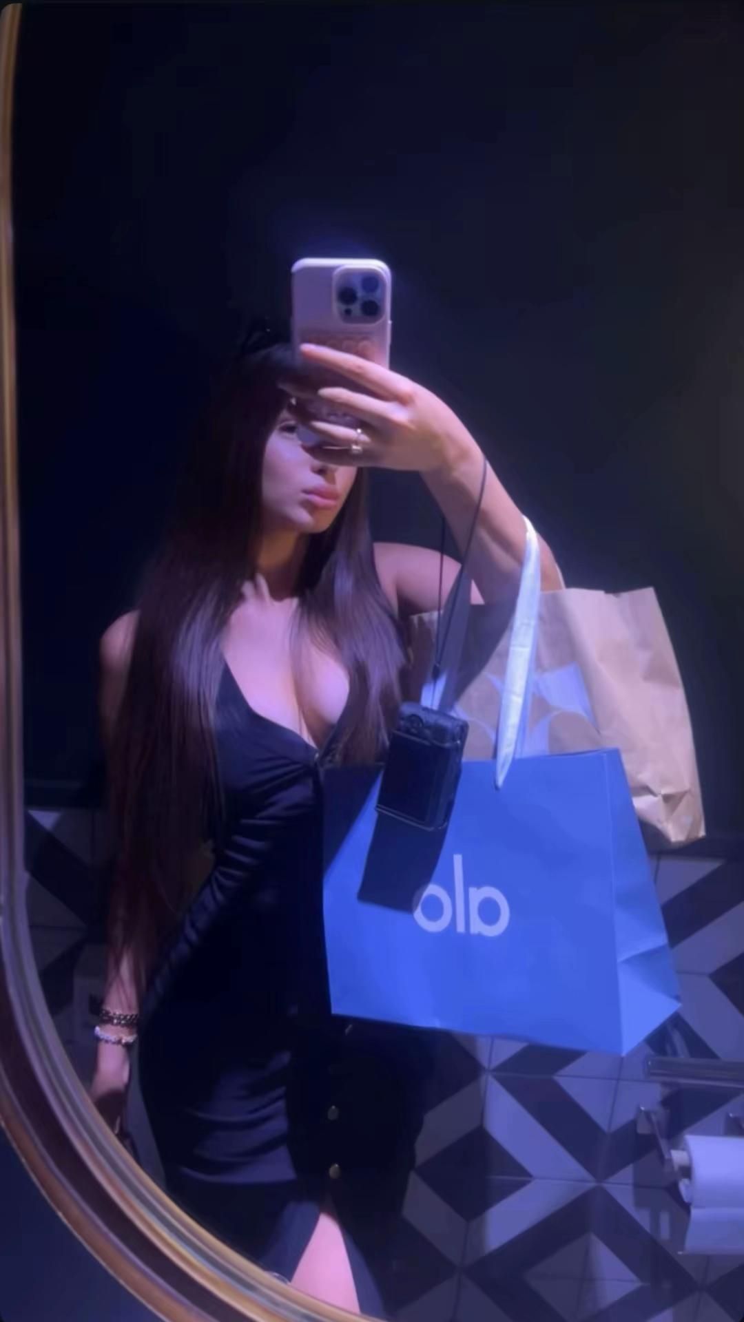 @rebeccaramaaa