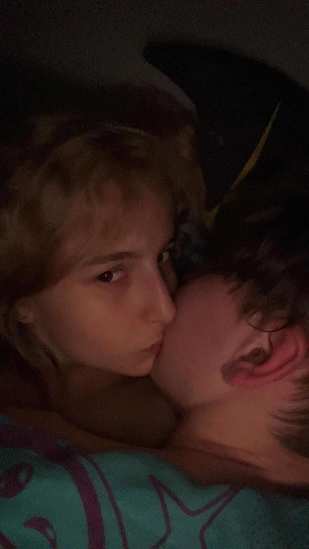 @Lil xx