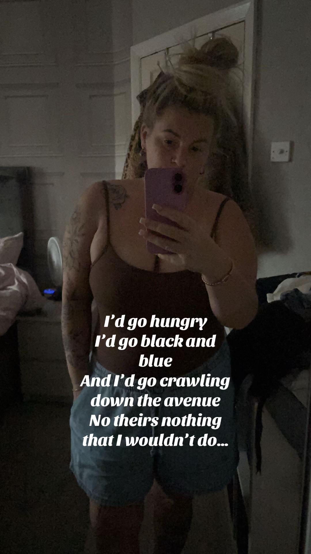 @kellybtothec