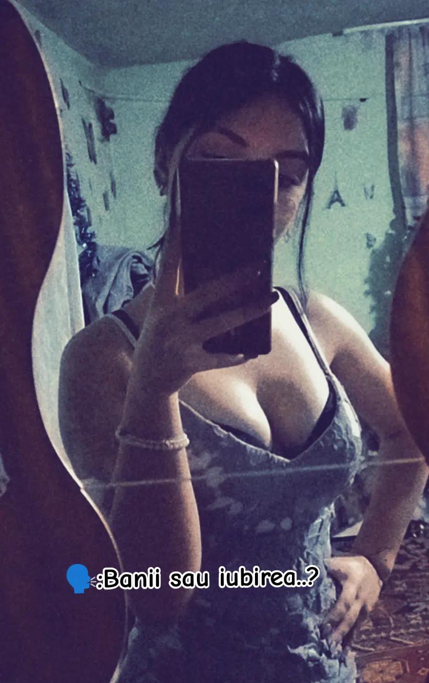 @_𝕽𝖔𝖝𝖝𝖎_🧊