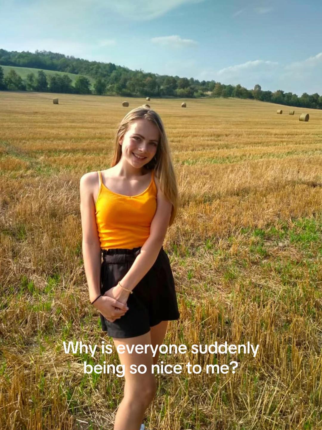 @𝐿𝒾𝓋𝒾𝓃𝑔 𝒹𝑜𝓁𝓁 🐇