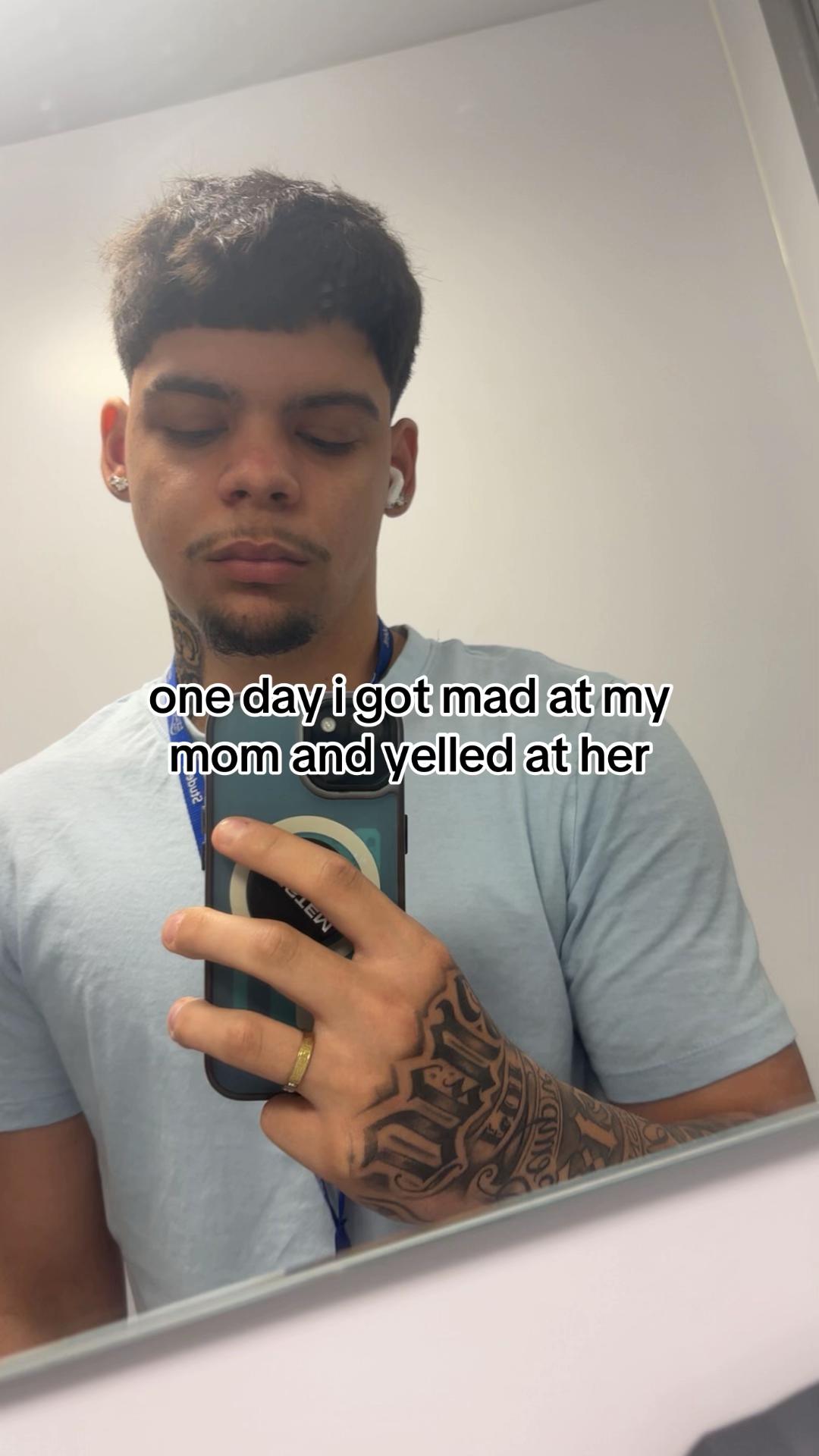 @Alex🦦