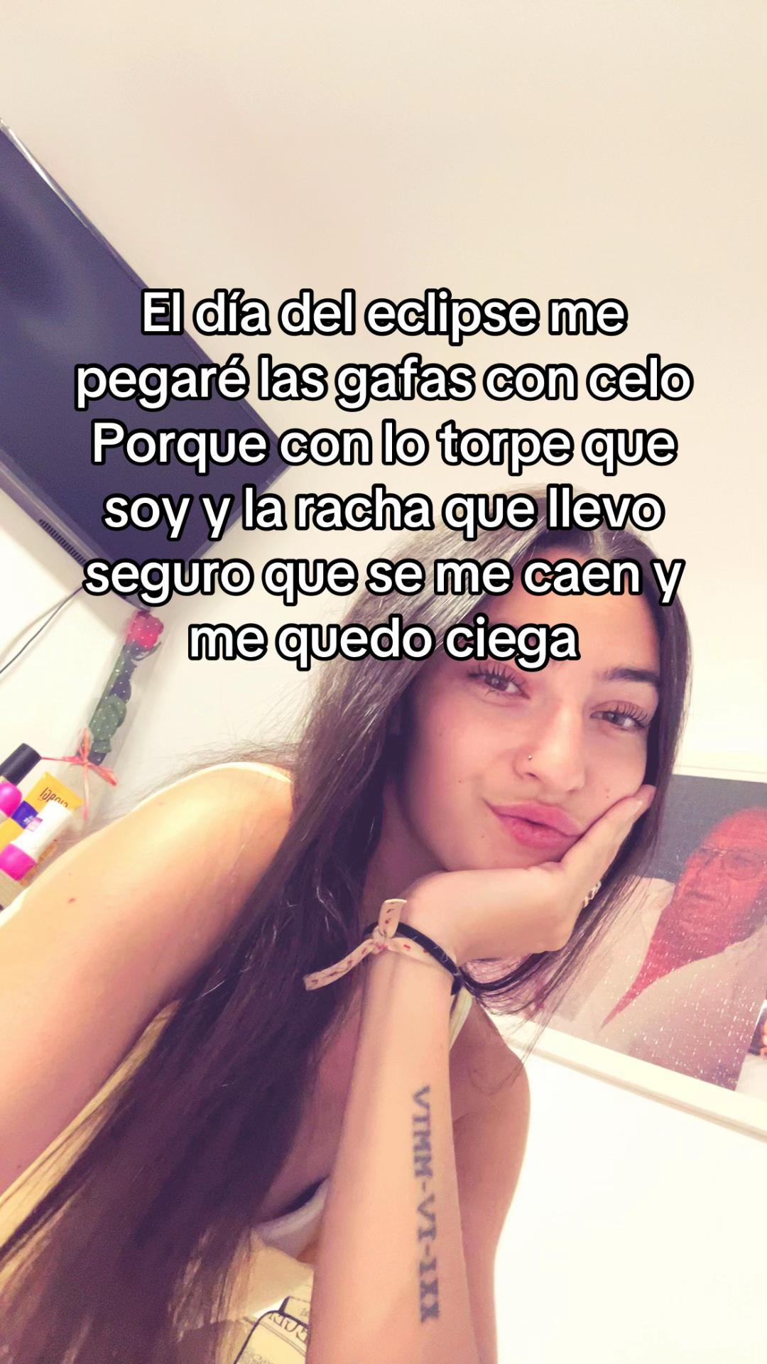 @Lucía🌙