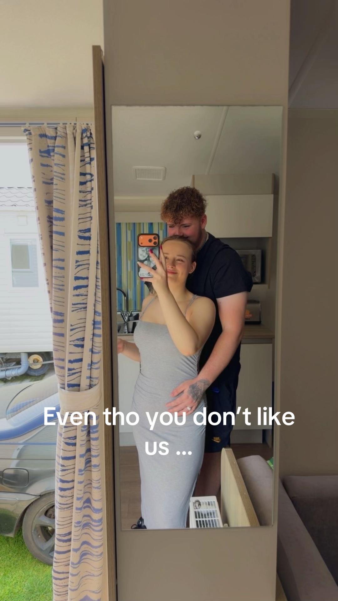 @Tayc_95