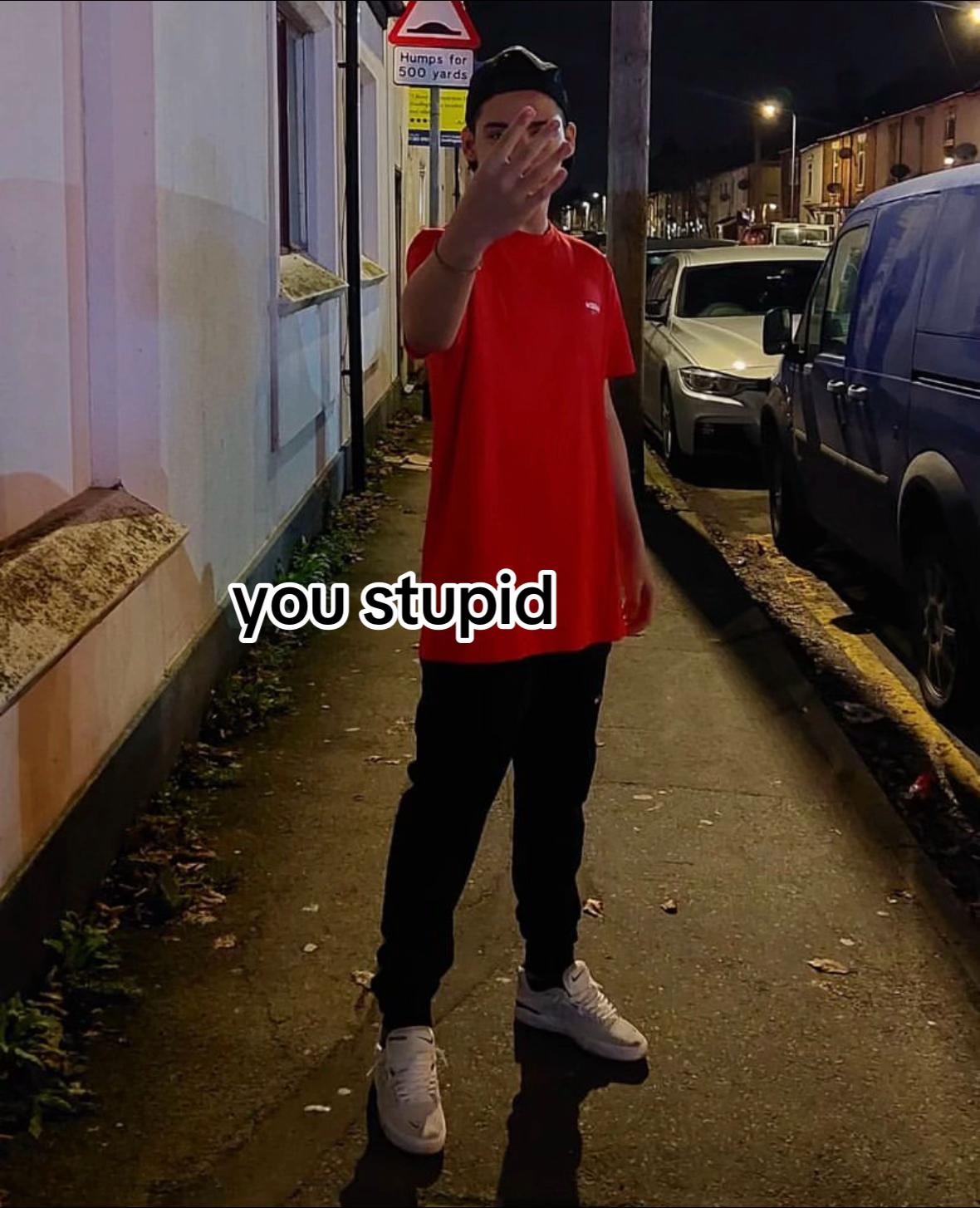 @Alex🦦