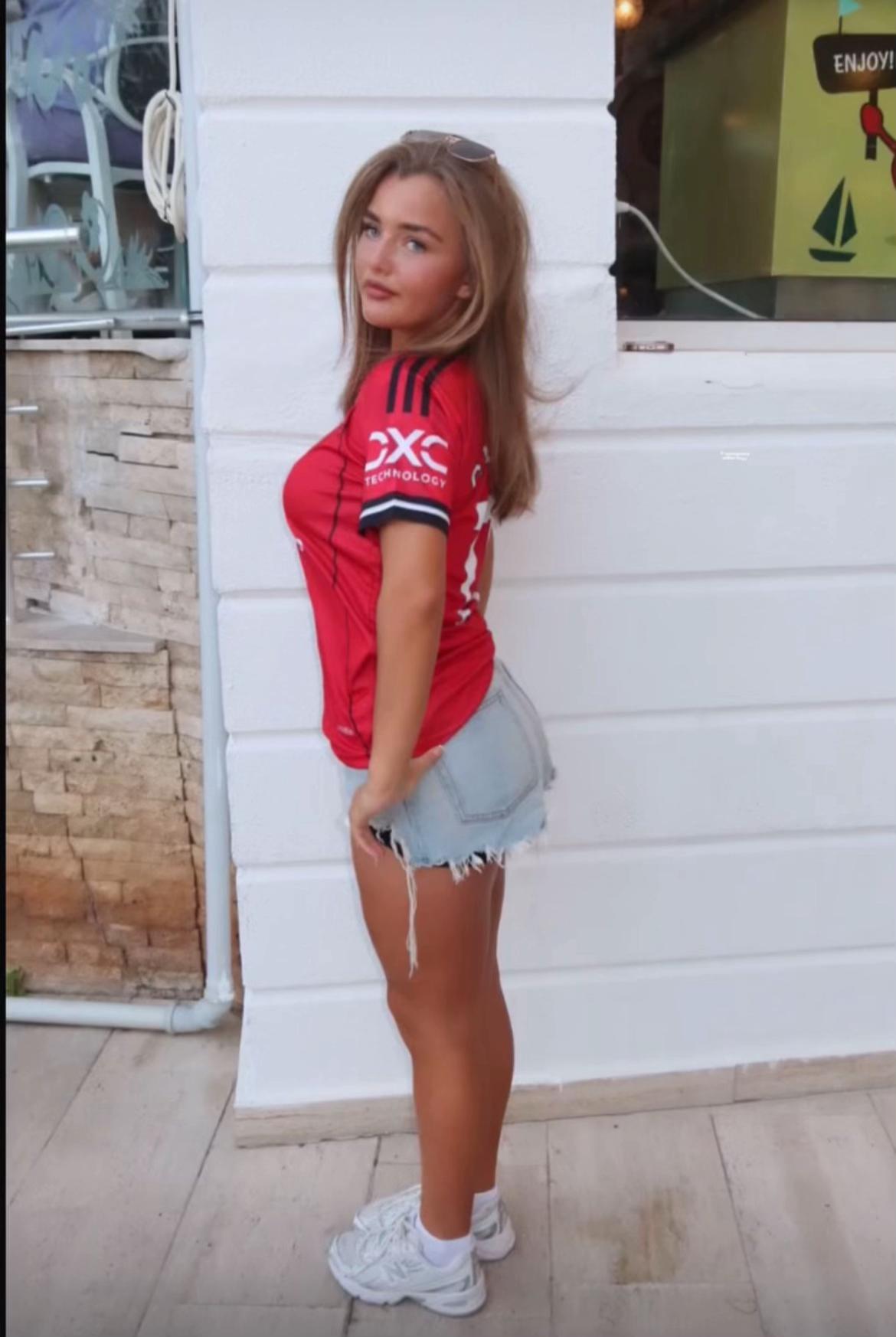 @scarlett_xxxxx_