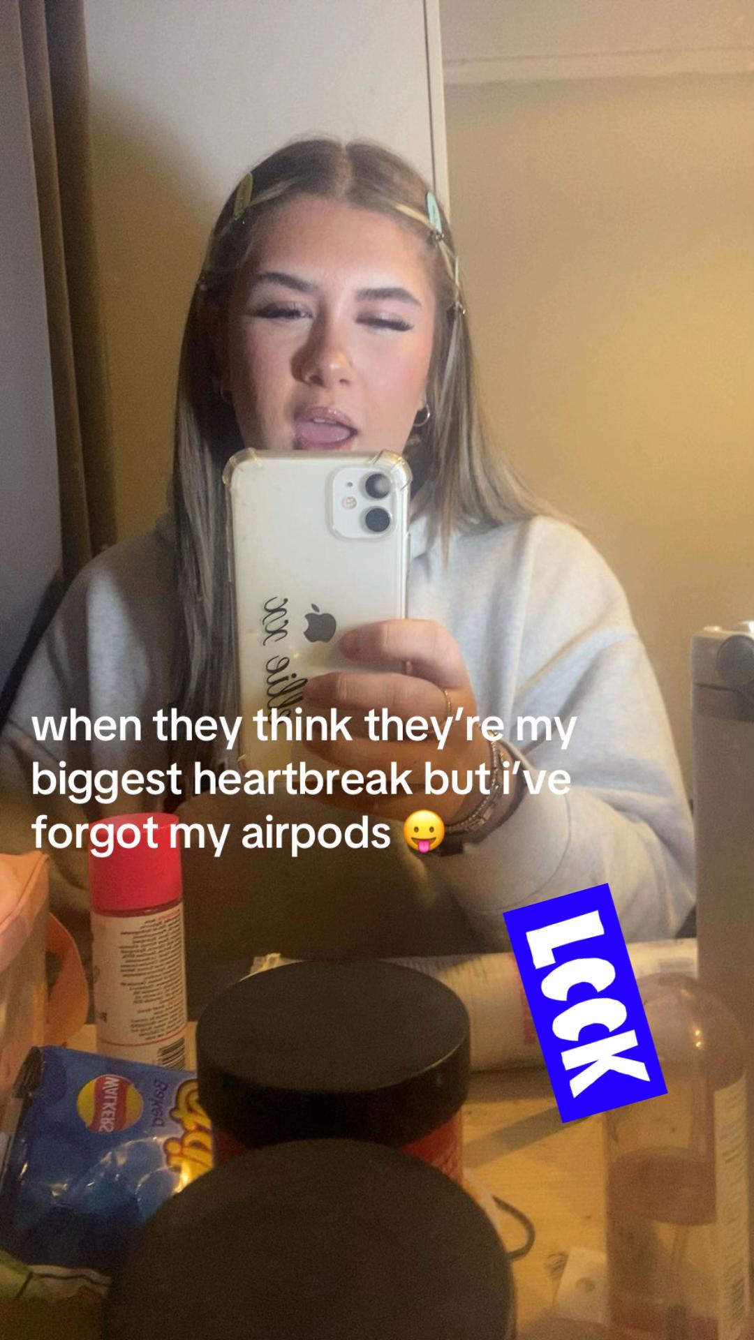 @ellie xx