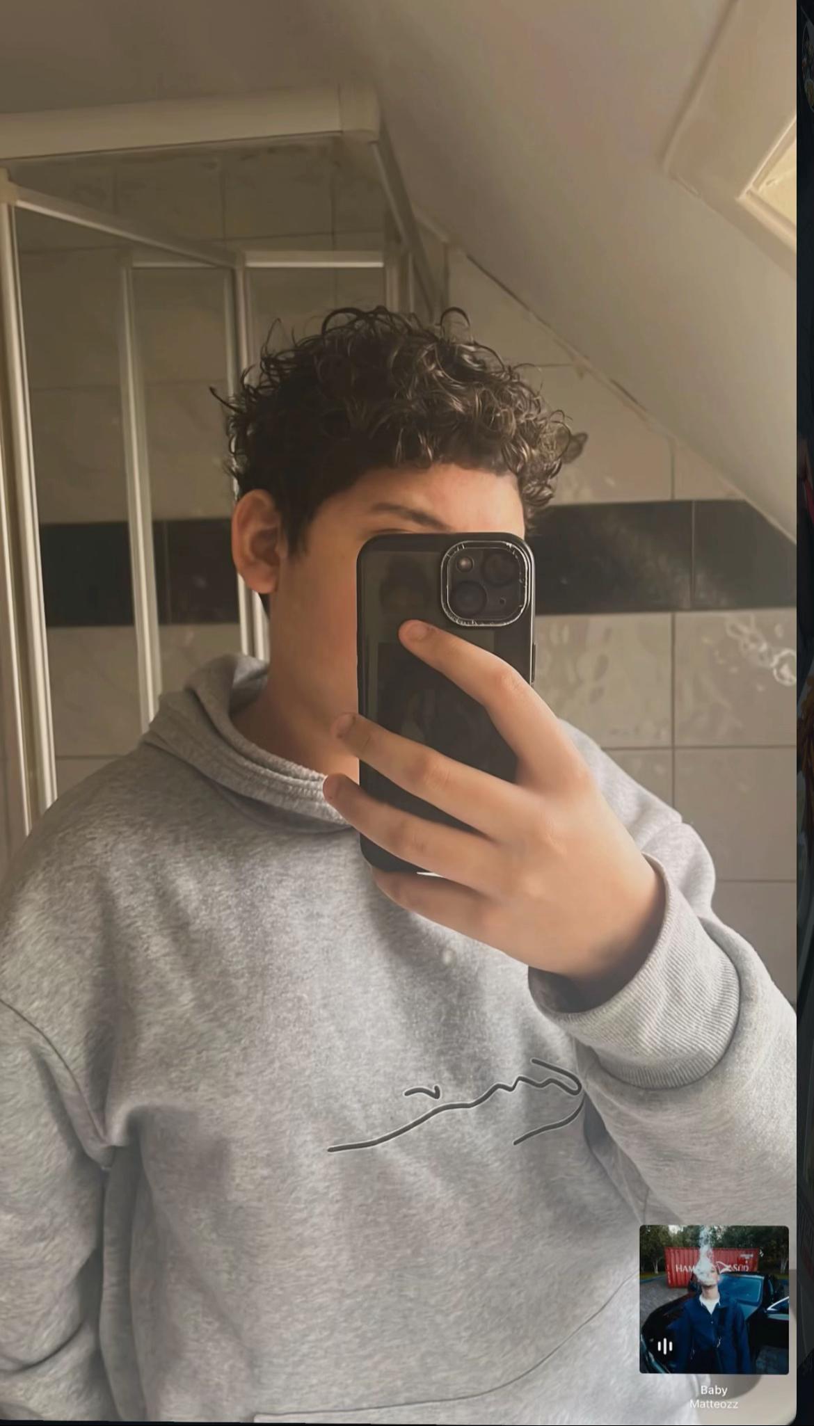 @I.🎭