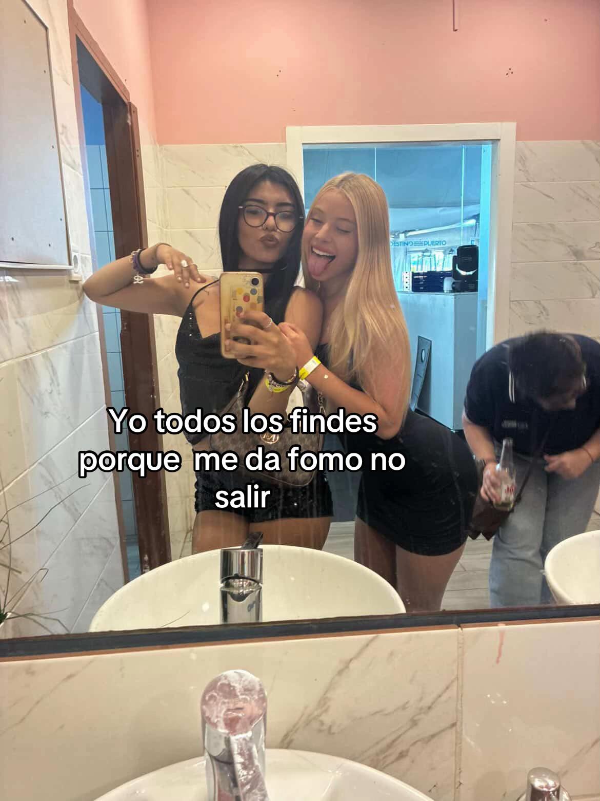@lastresmosqueperras_xd