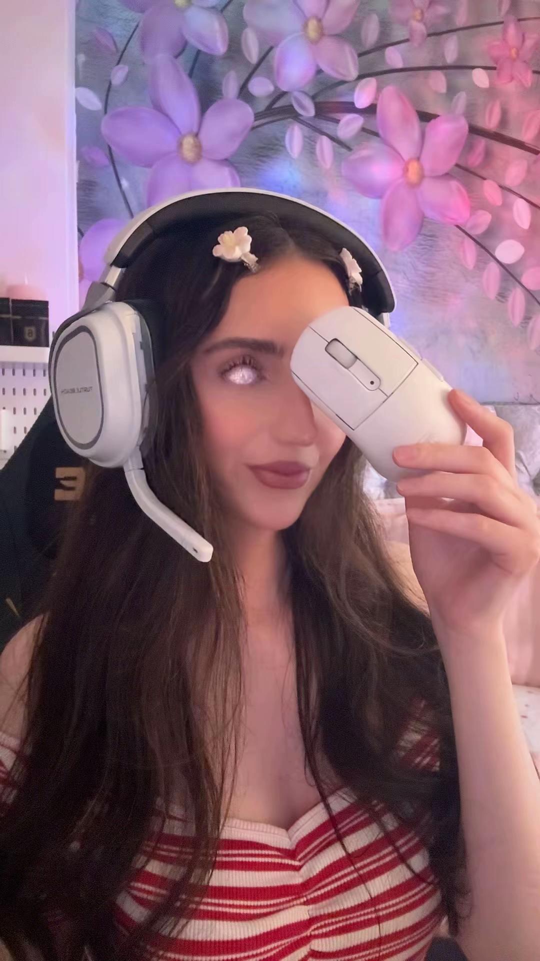 @MissKerrbear