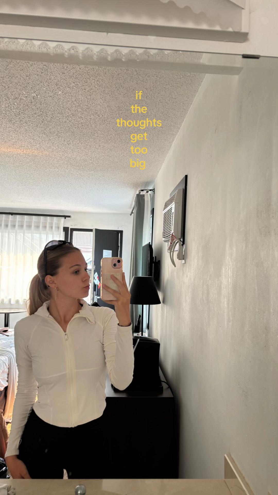 @deinevikus