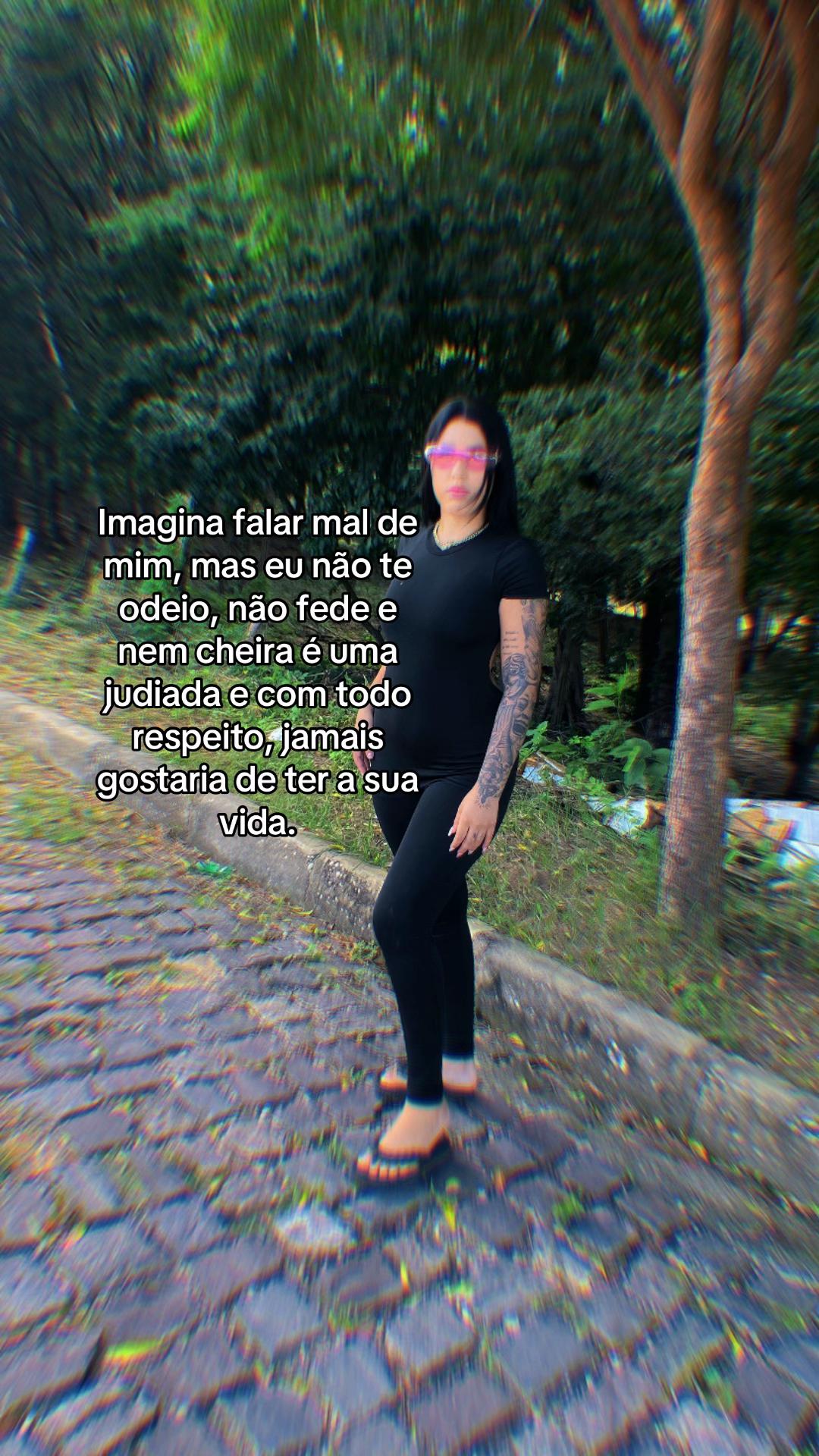 @moraees72