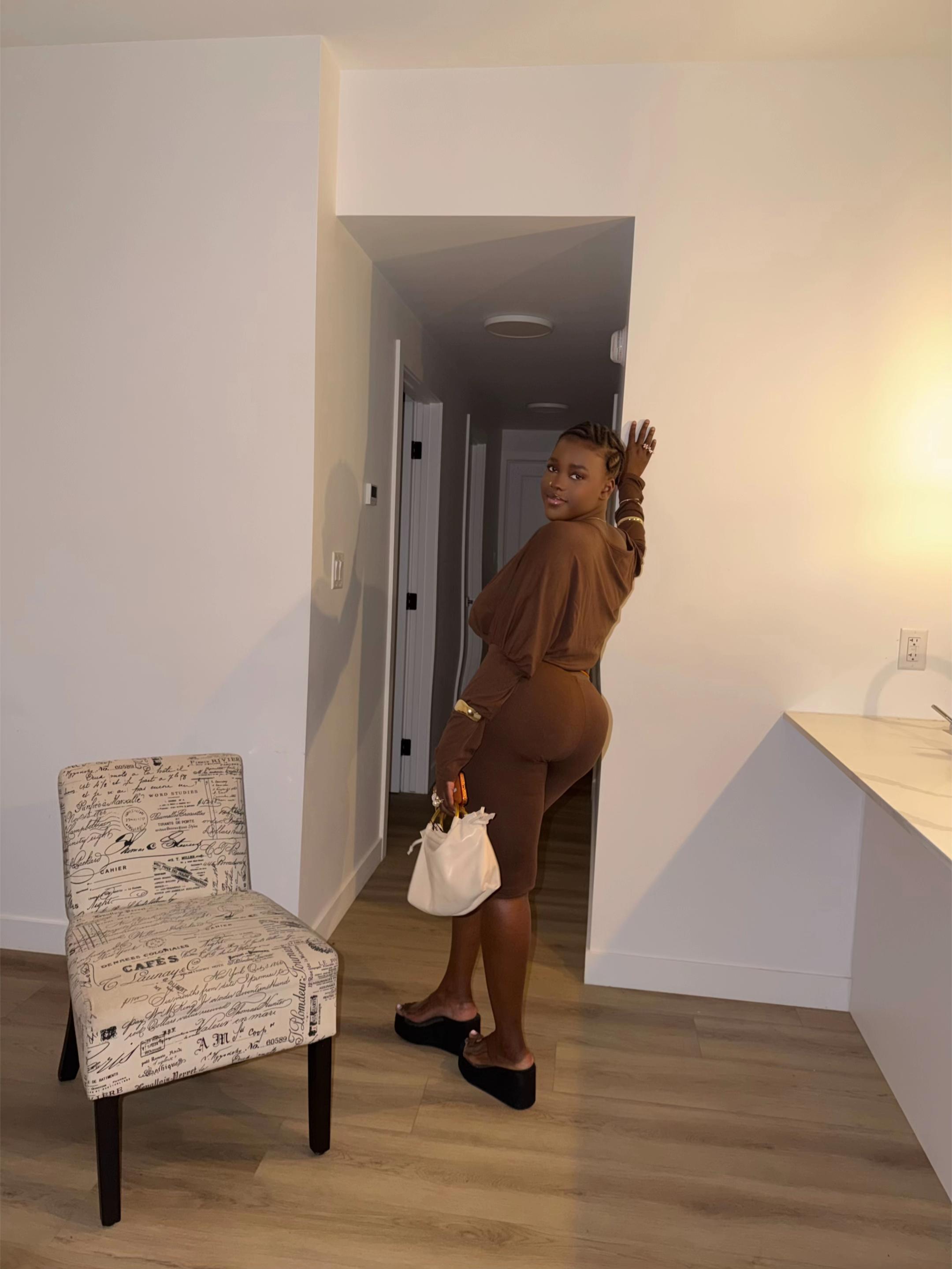 @Oc&eacute;ane~content creator