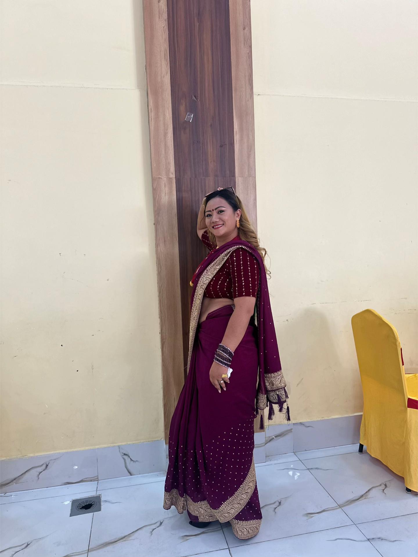 @Hira Maya Waiba