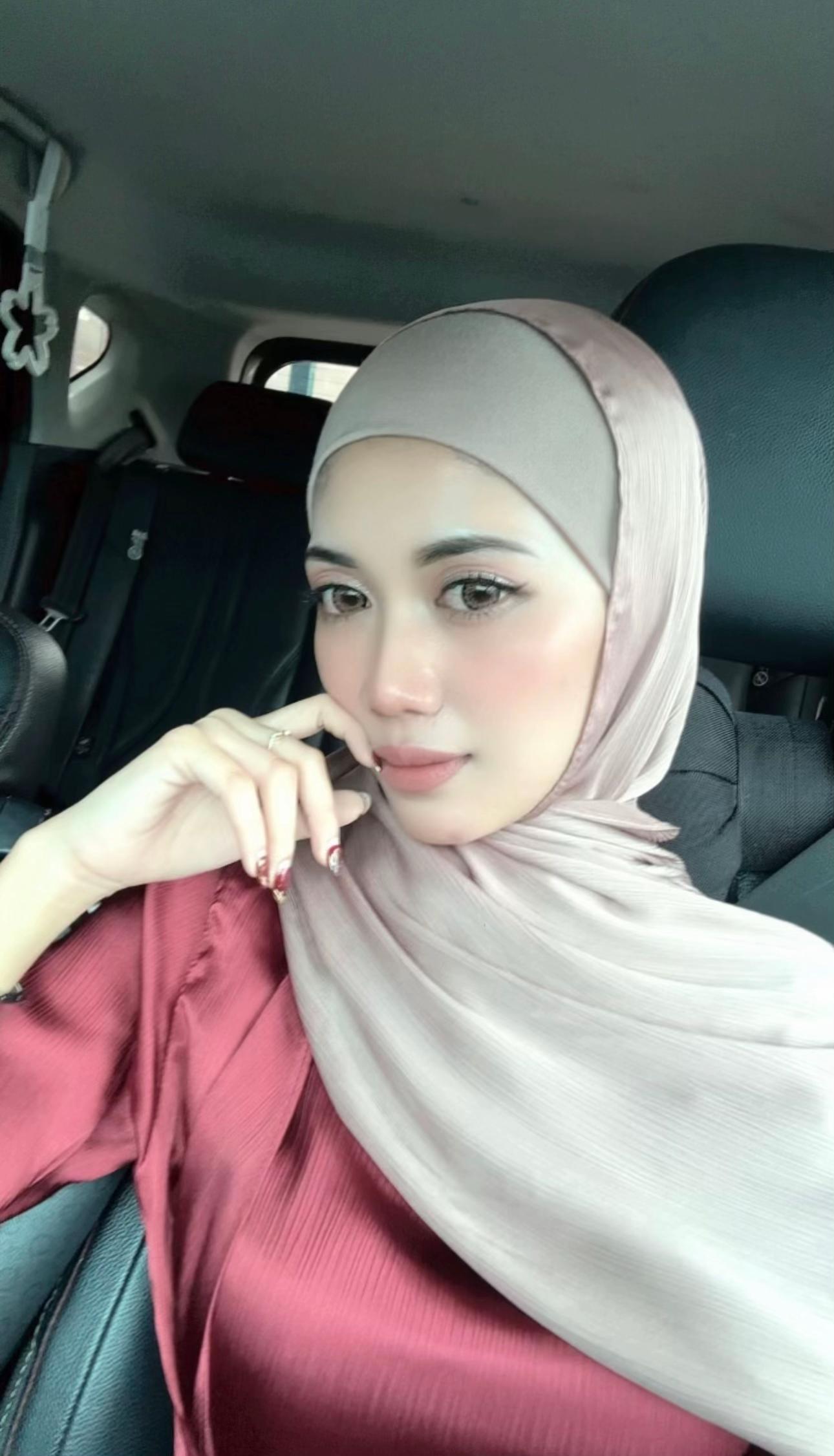 @Anissuraya🌸