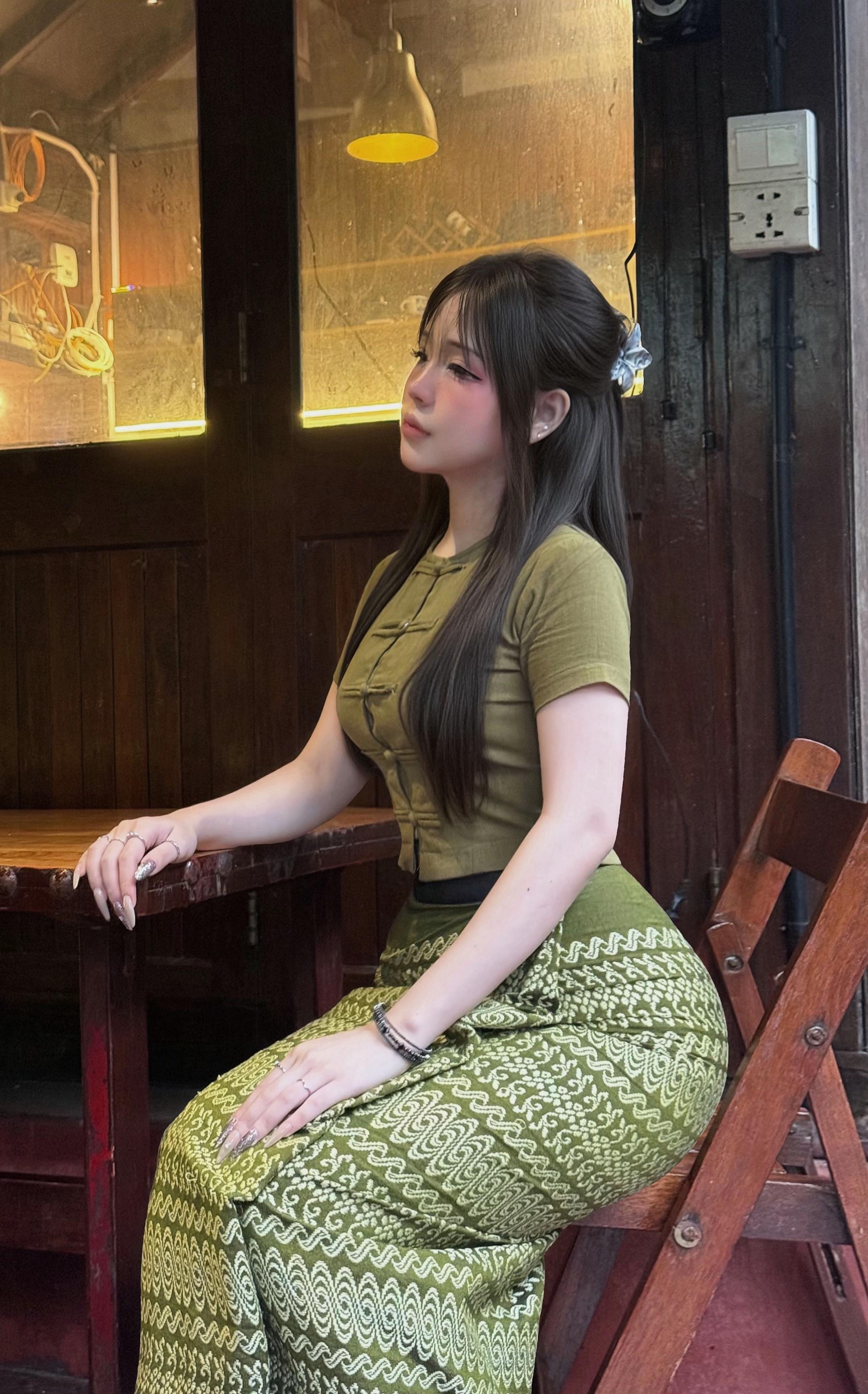 @Nang Ying Mo Hseng