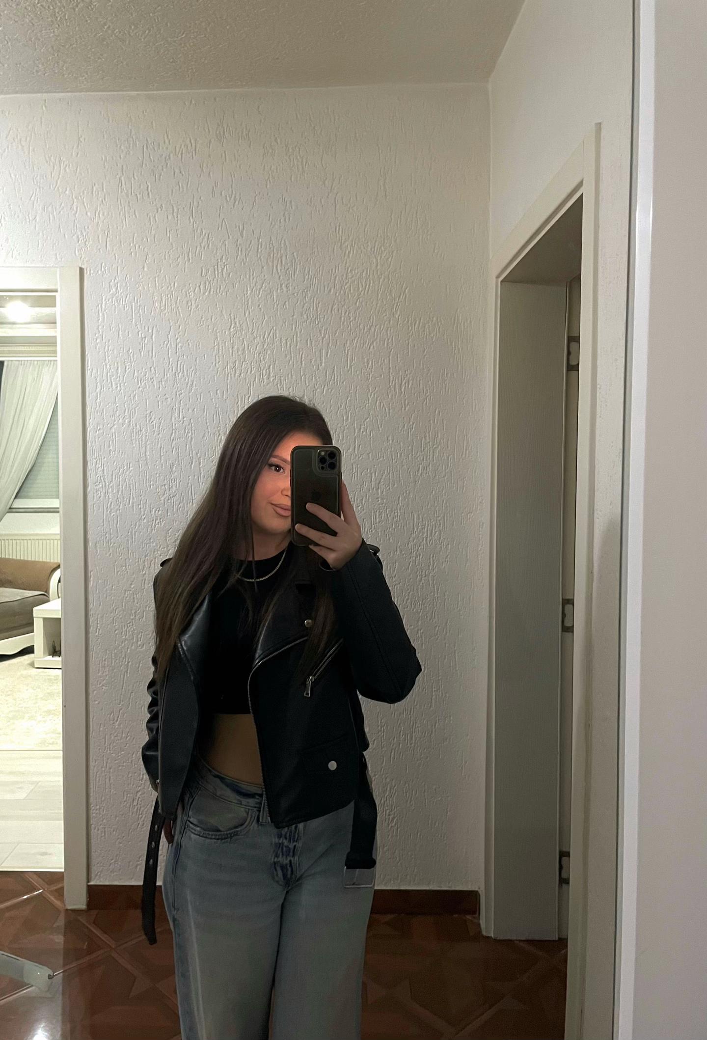 @Leonaaa🤍