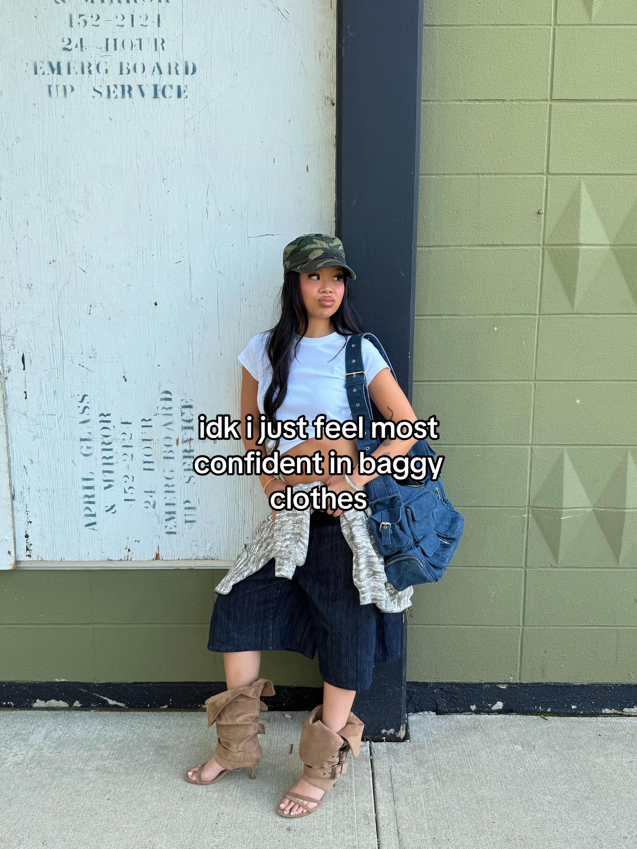 @VV$