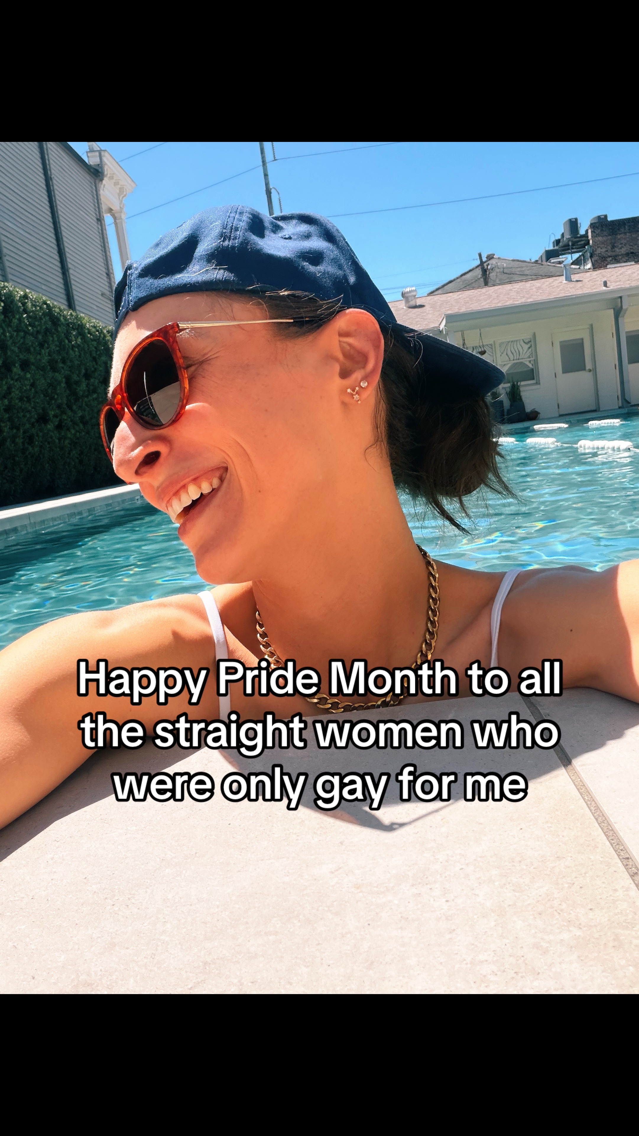 @lesbianflexx | WLW Community