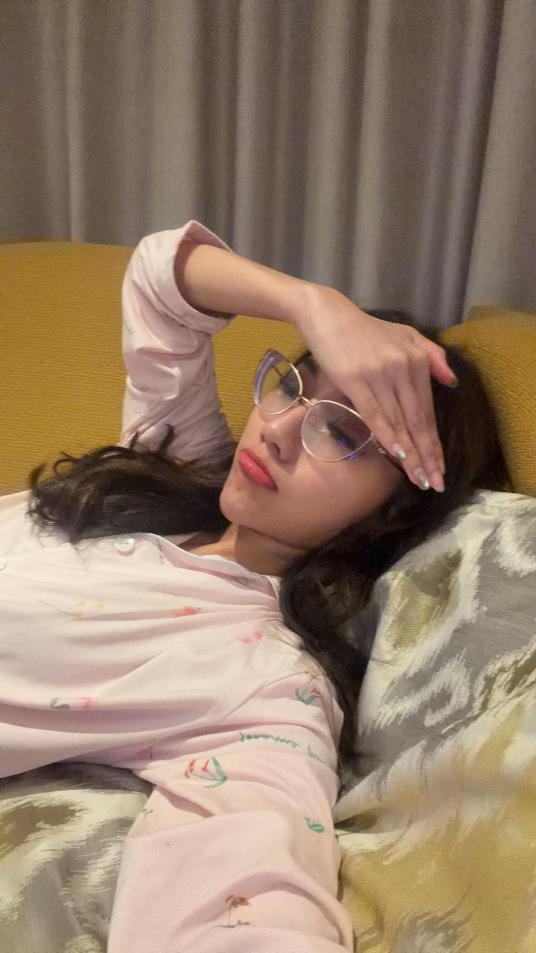 @Godissz