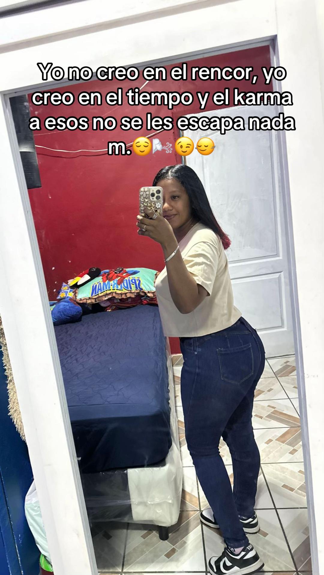 @🐻&zwj;❄️❄️Andrea🐧
