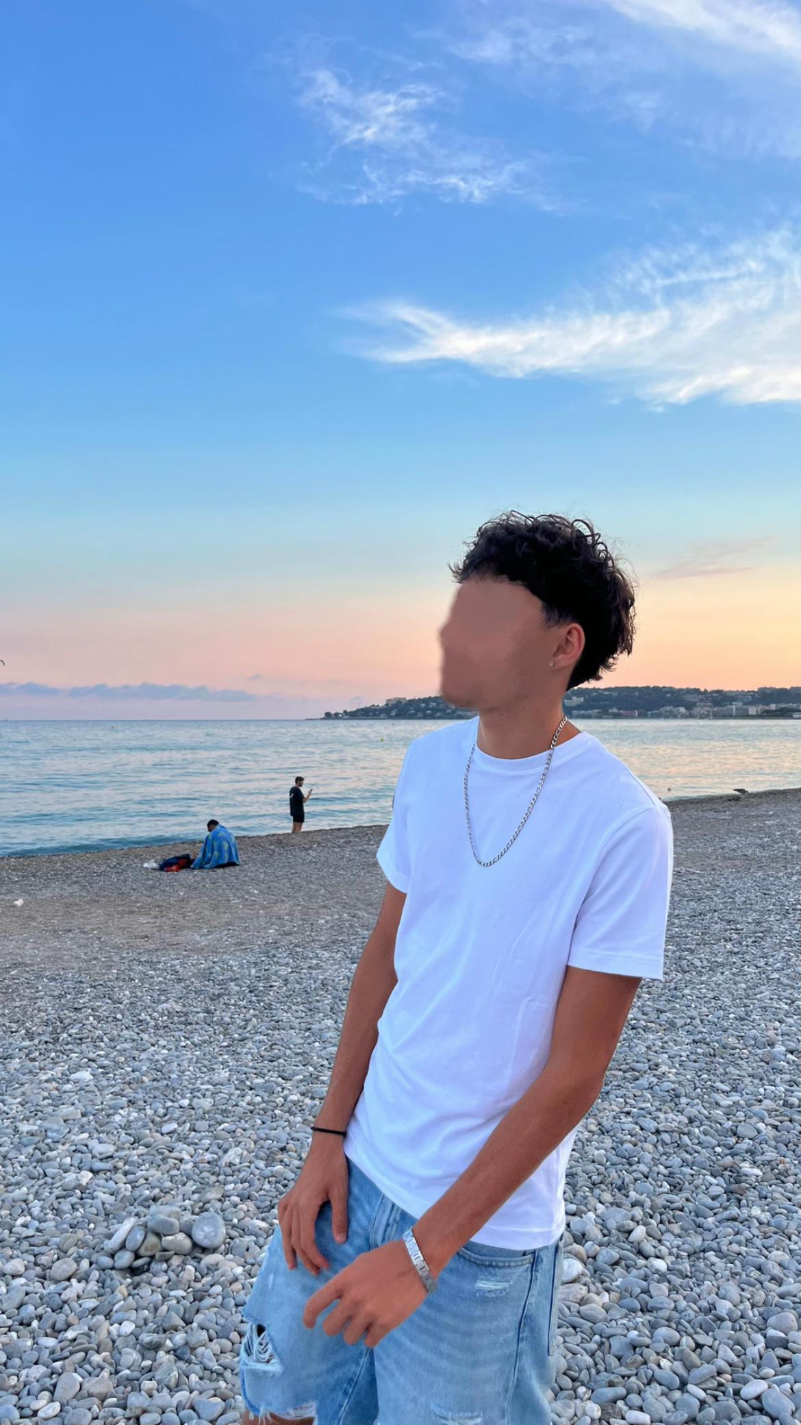 @Julien🧊