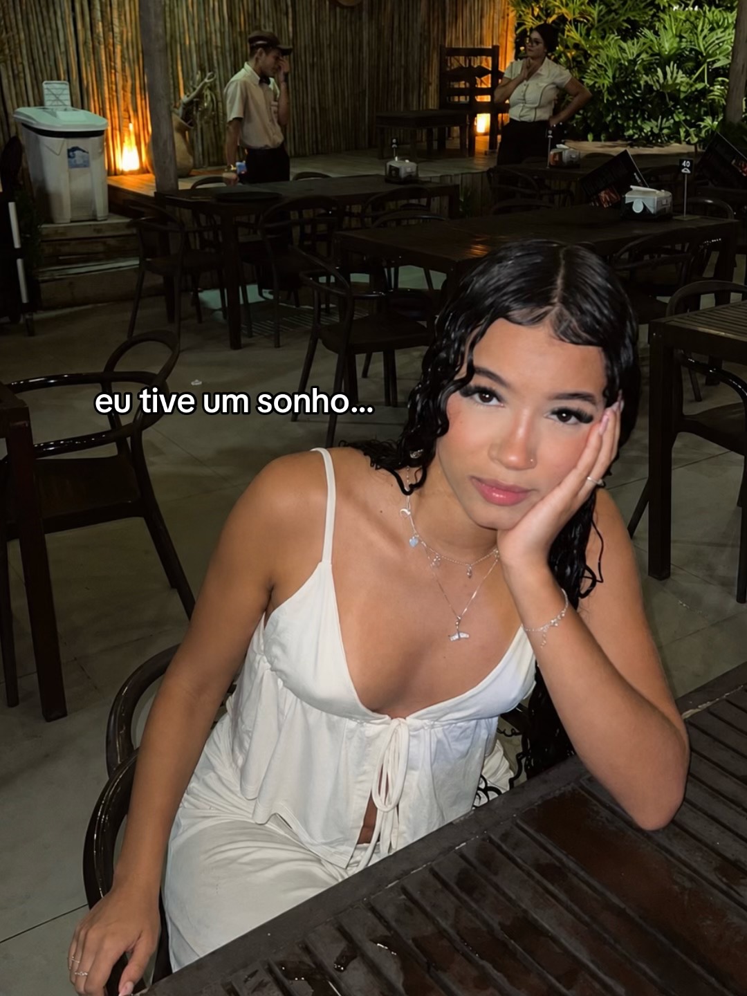 @Deborah com H