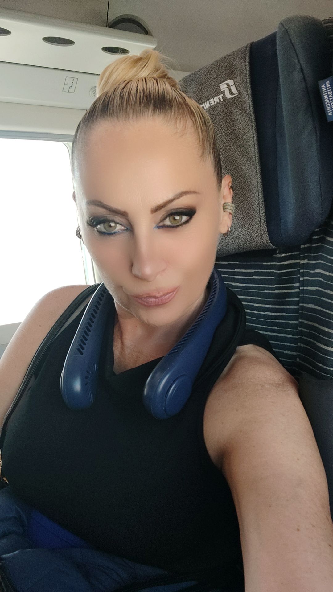 @SIMONA la regina 💋👑