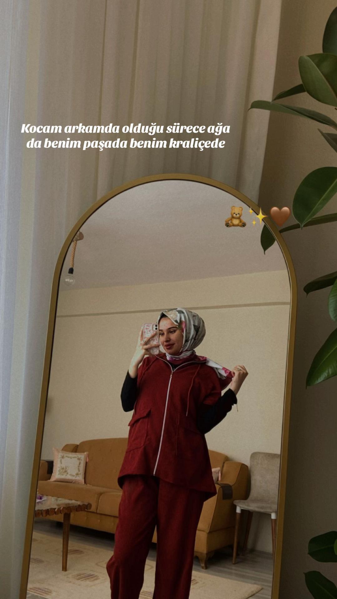 @Menekşe Türkkan