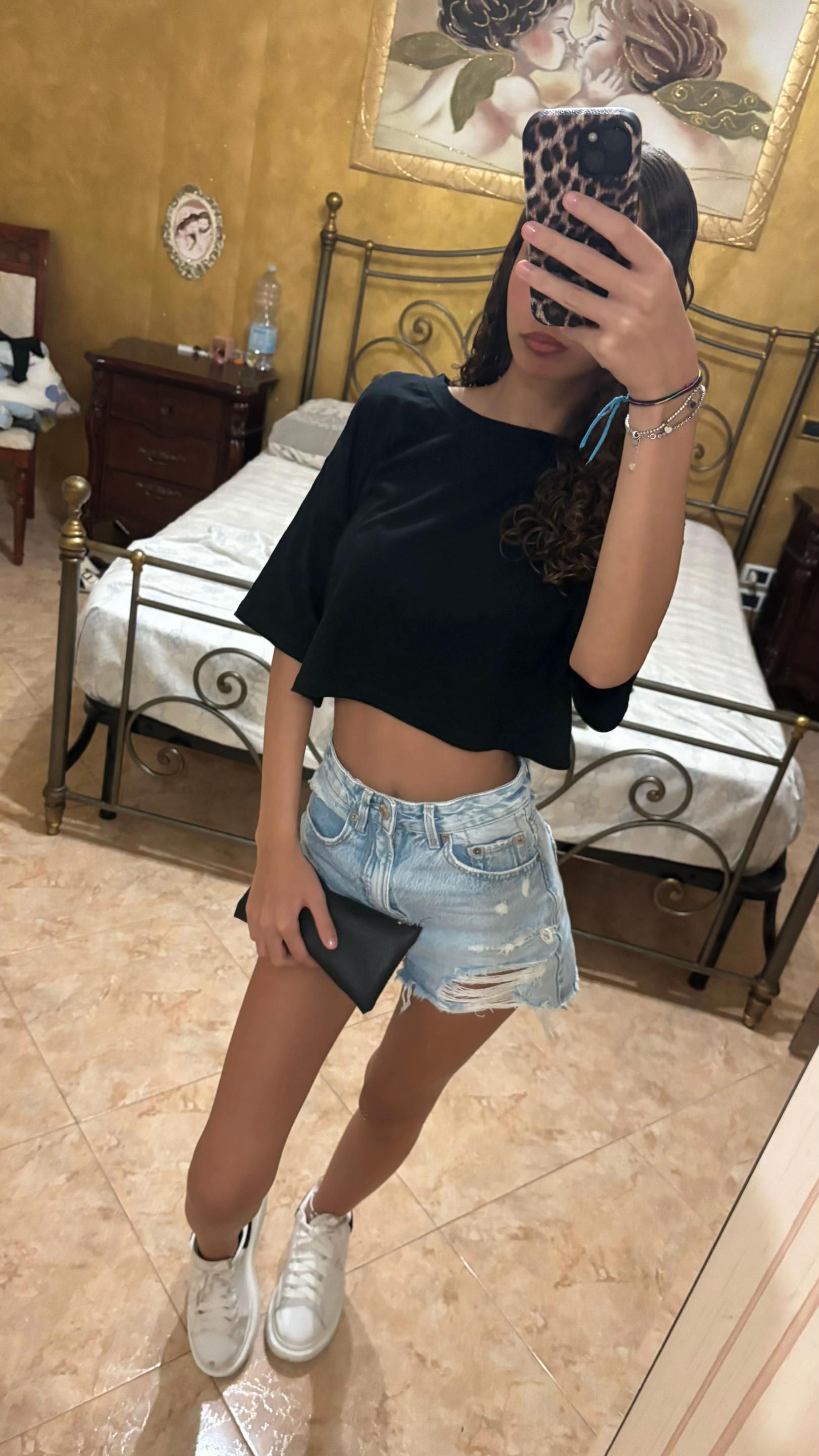 @𝟏𝟕