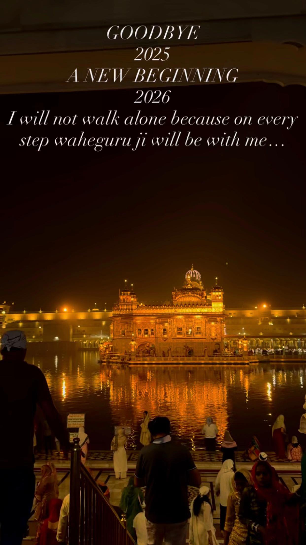 @ਲਵ 🐝