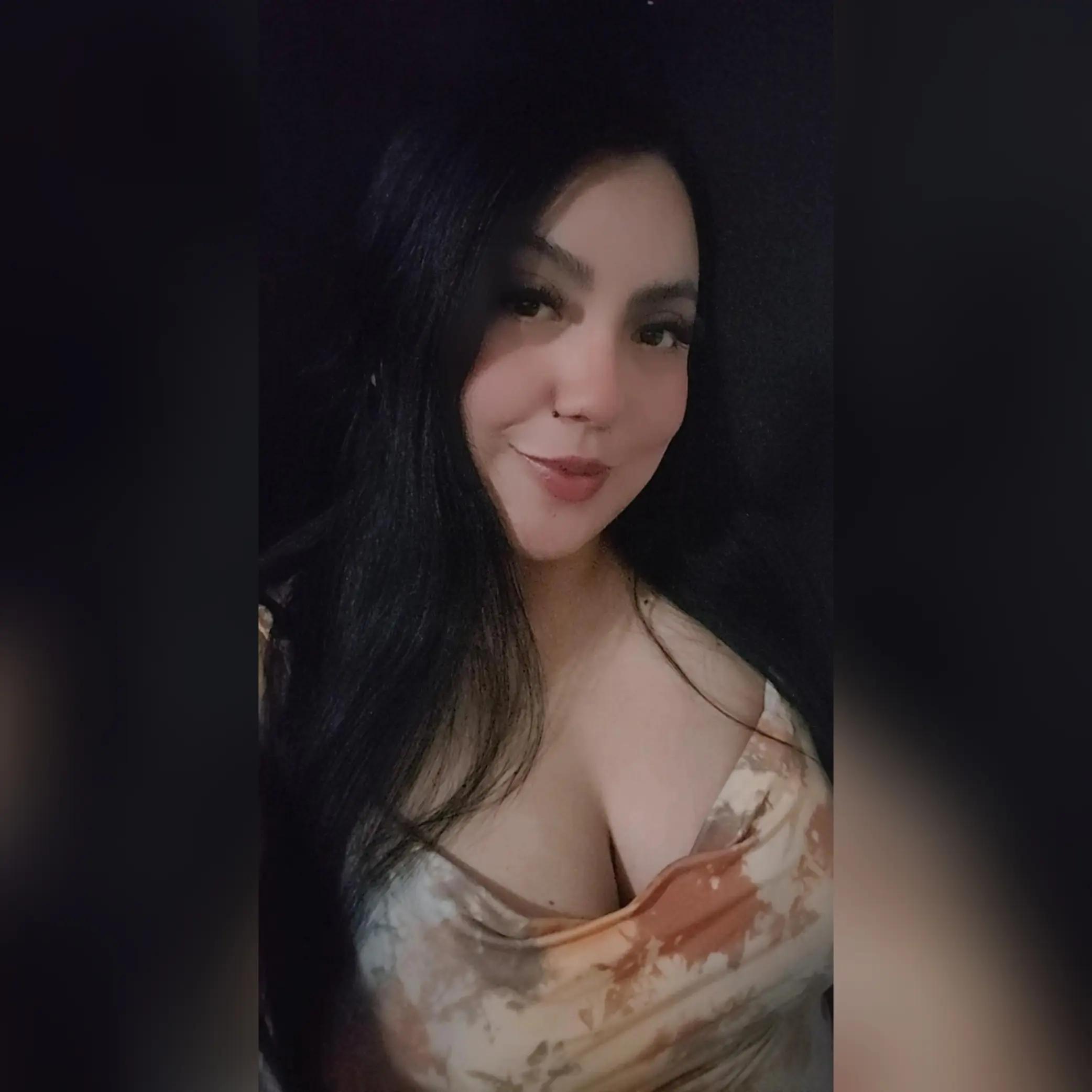 @Yanelyz'
