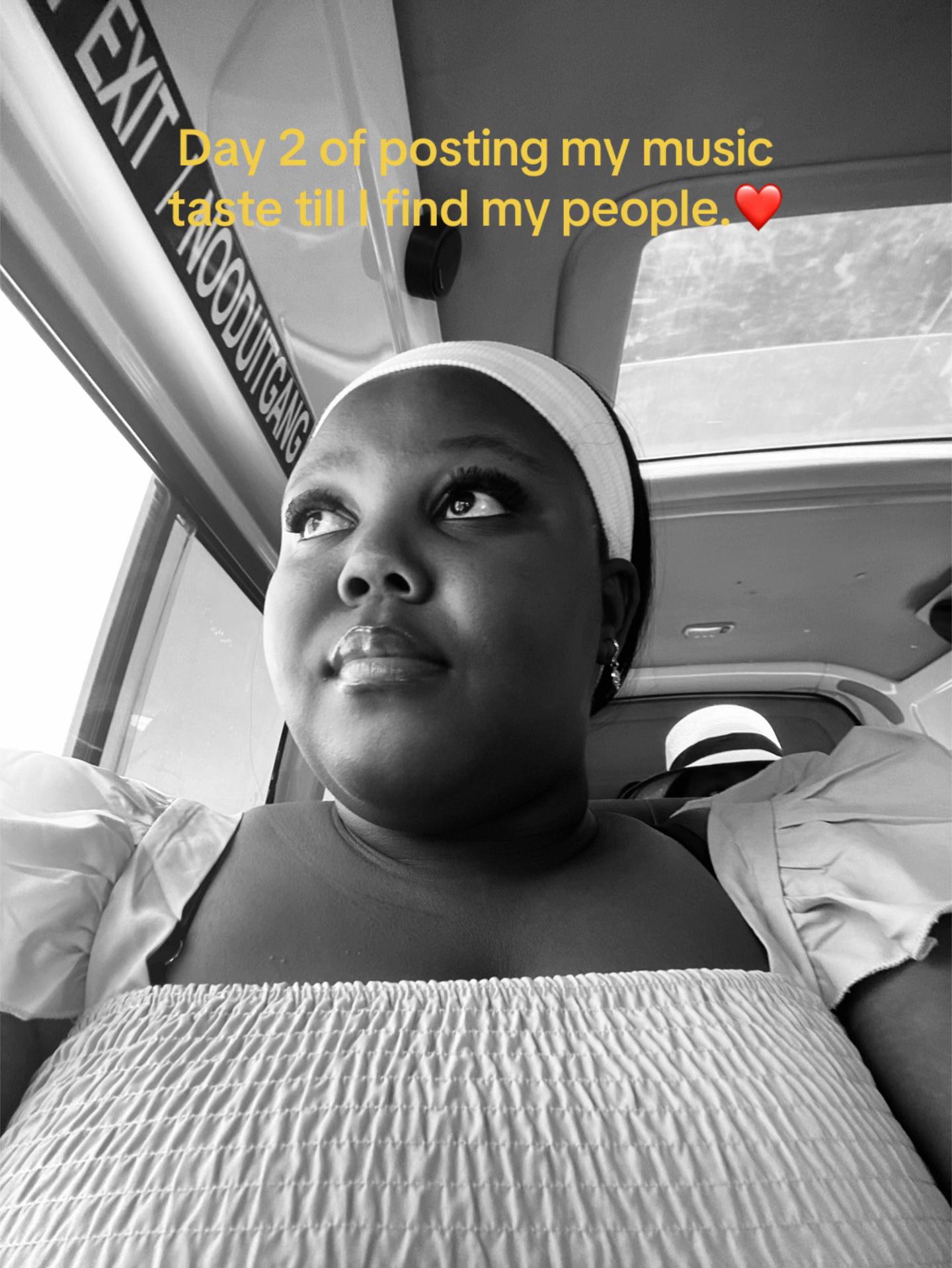 @🌸Pledge M.🩵