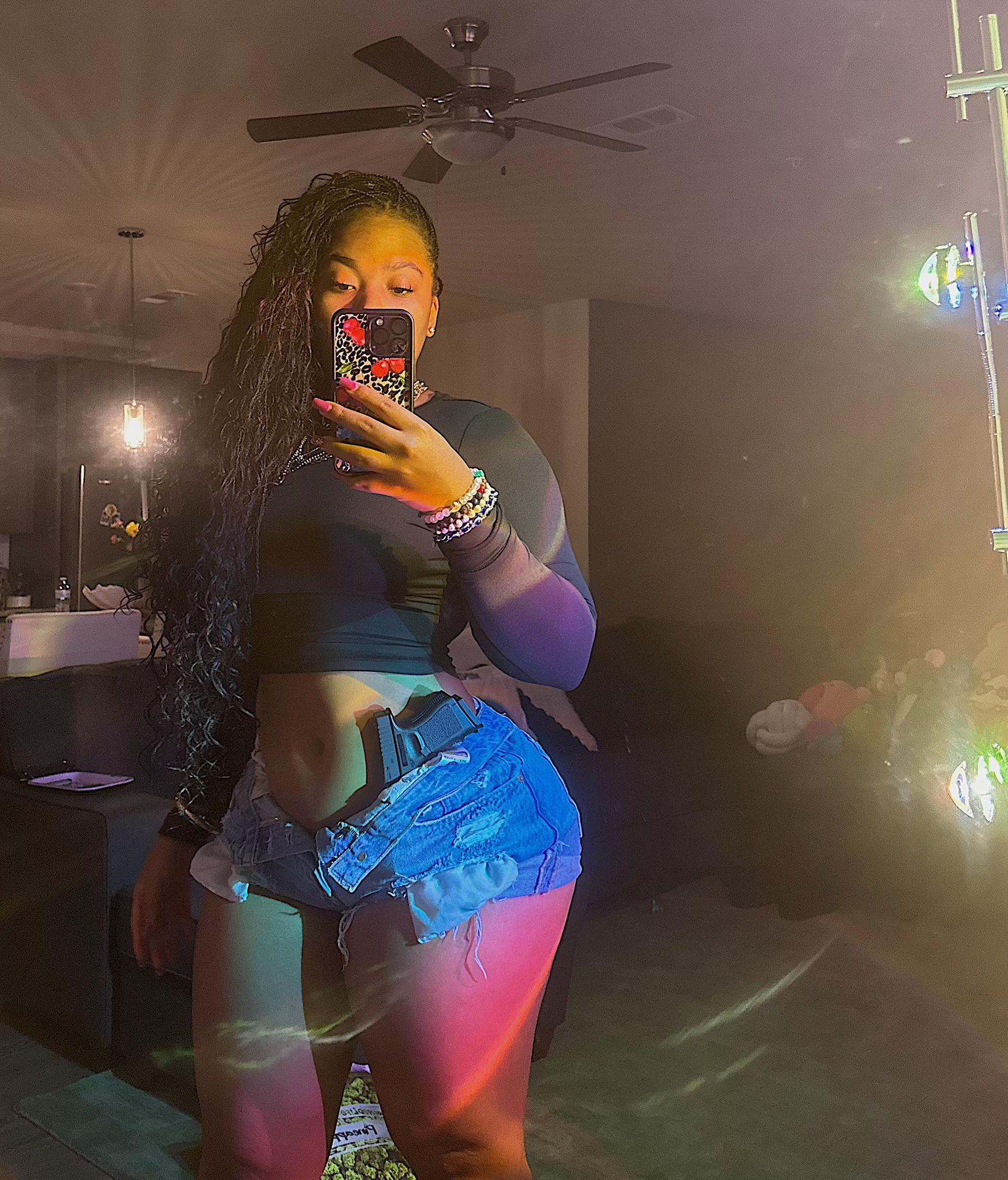 @aakeylamarie