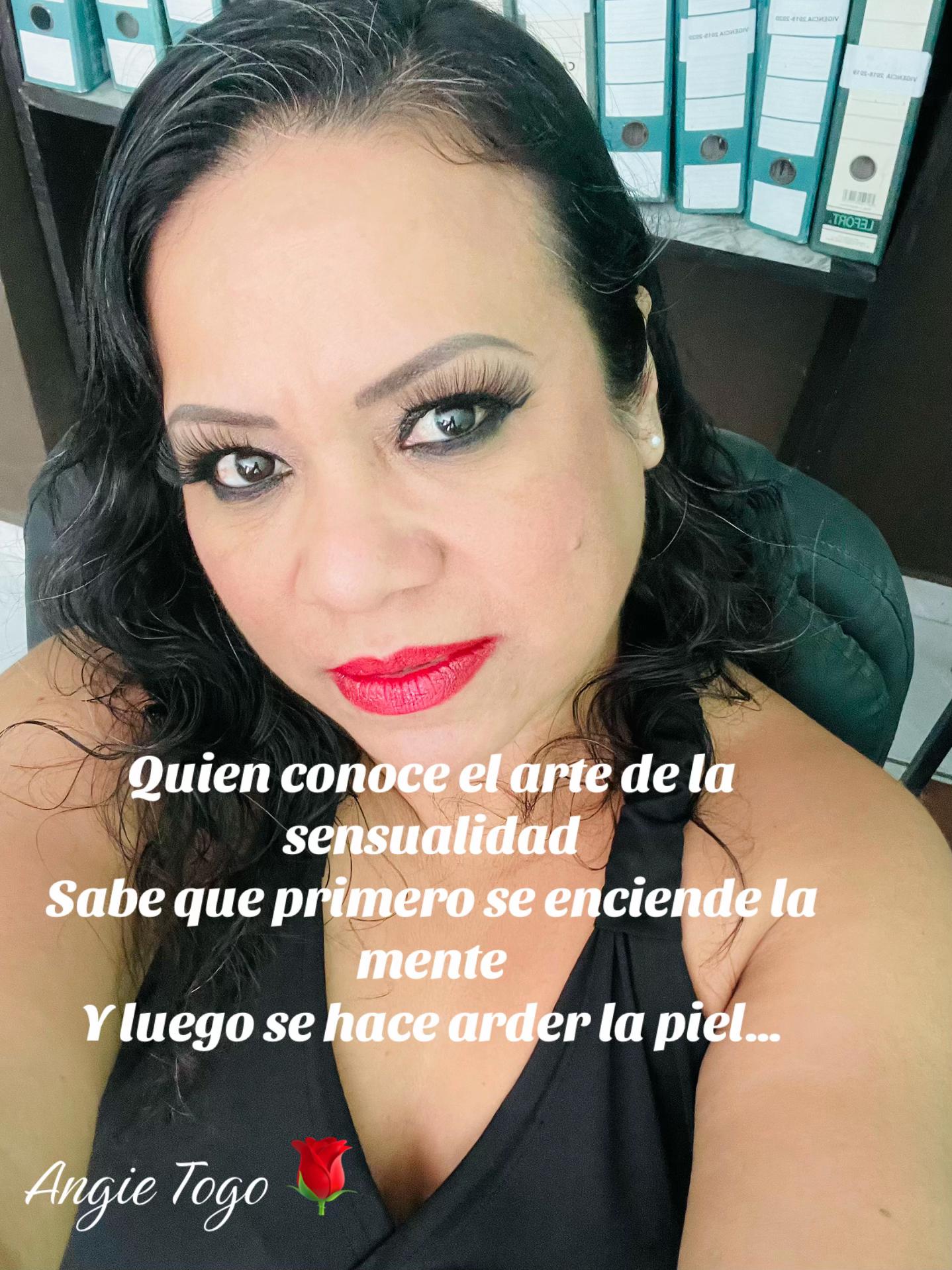 @Angie Togo 🌹