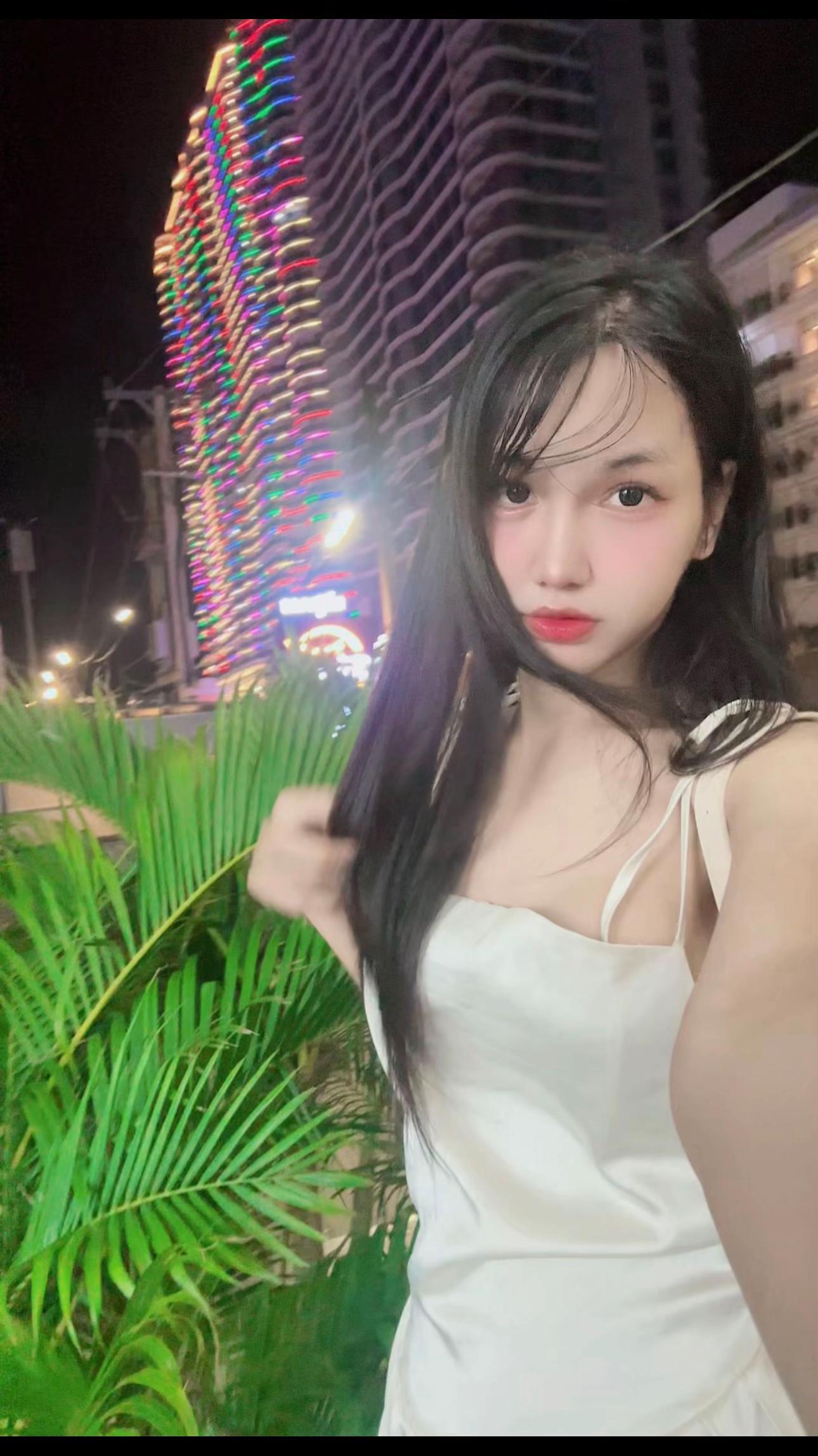 @Liling๐ป๐ณ๐น๐ผ๐ฐ๐ญ๐จ๐ณ