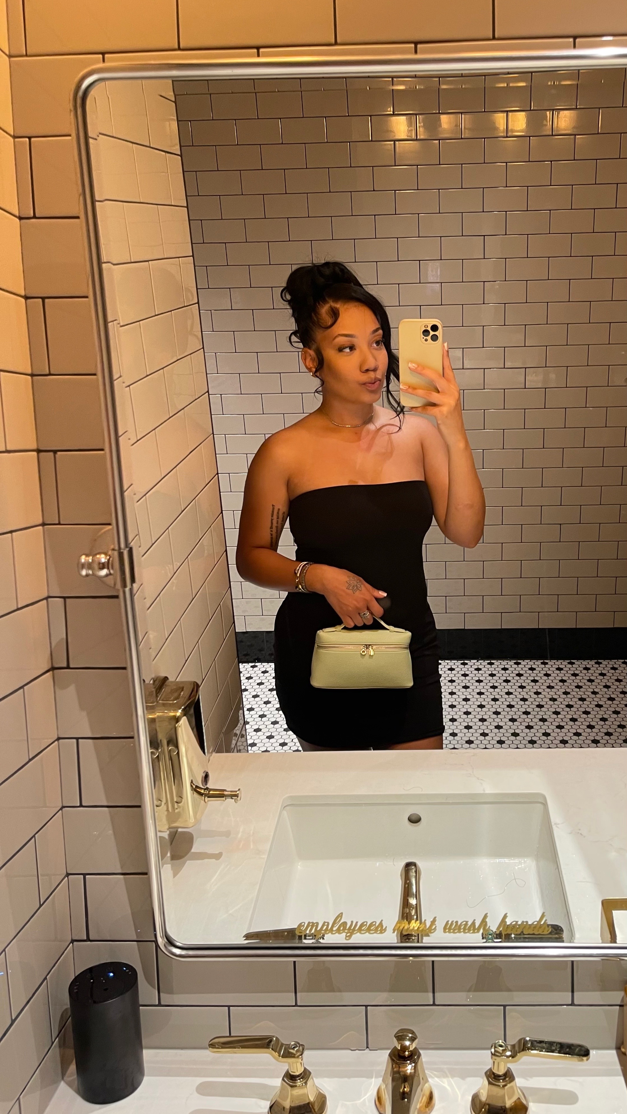 @The lovely H🦋